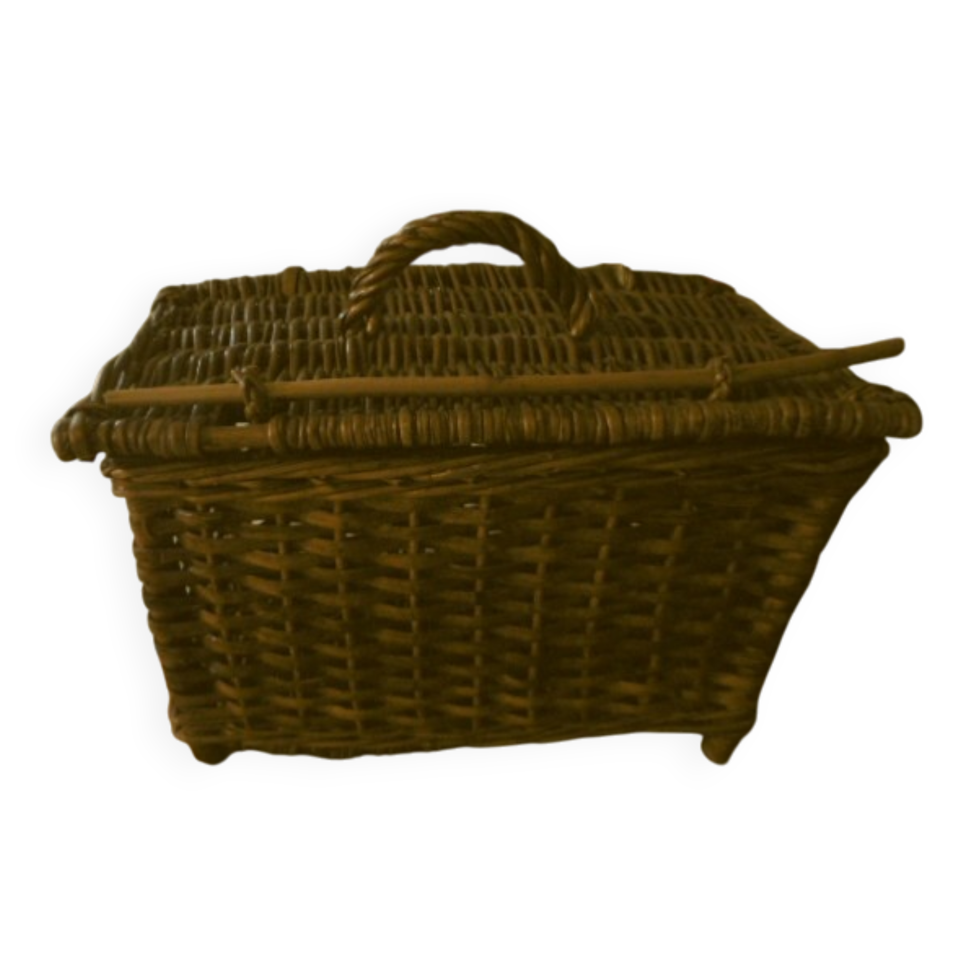 Old pigeon basket