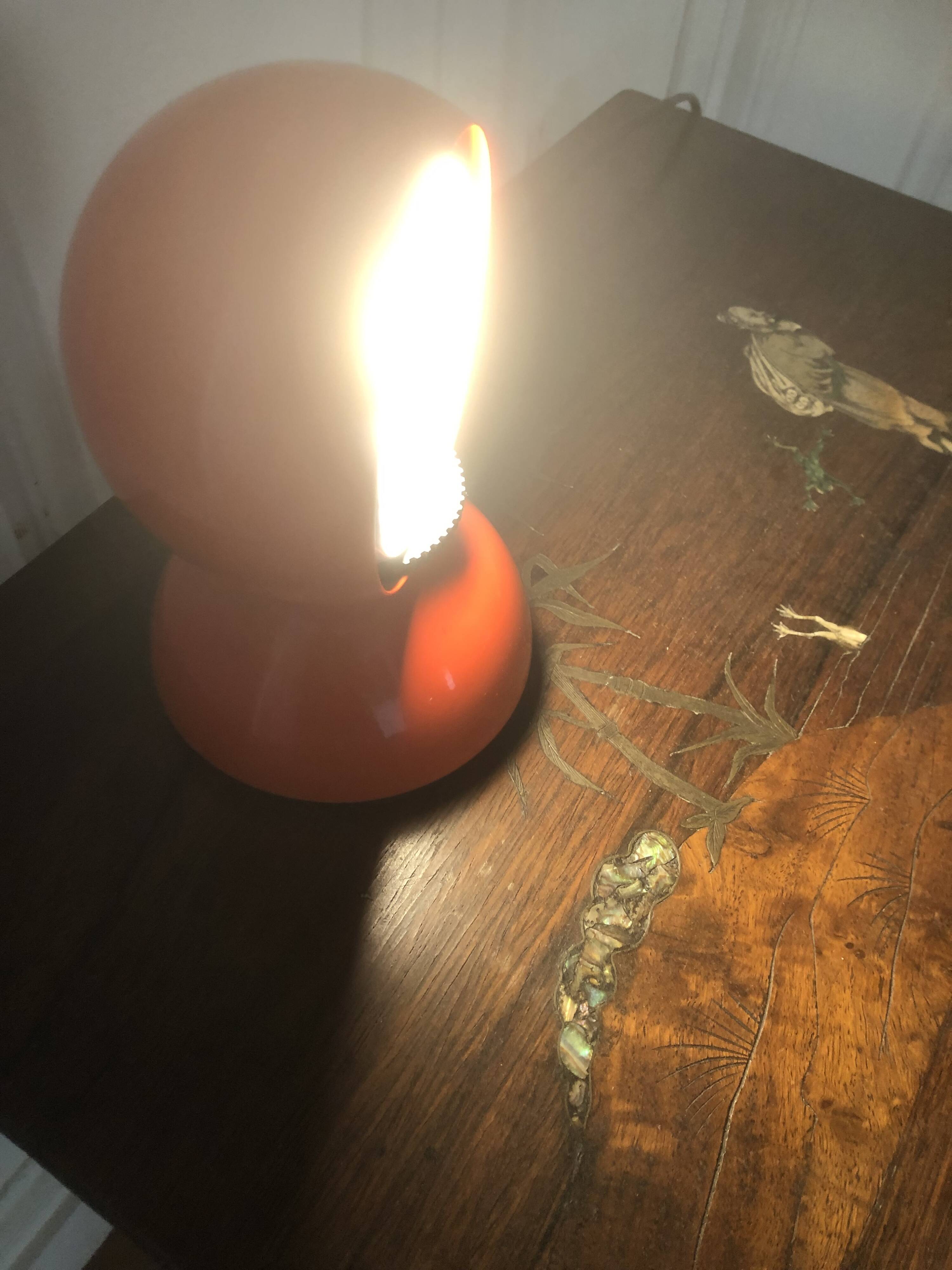 Lampe de table Eclisse Artemide Magistretti orange
