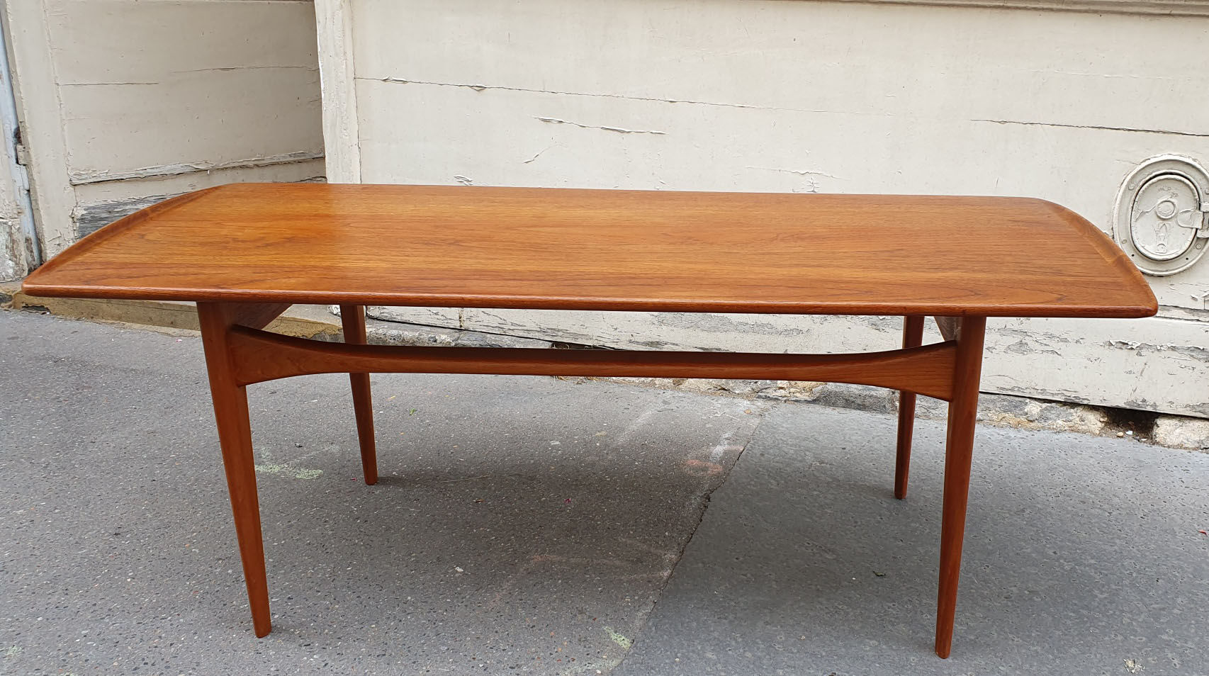 Scandinavian teak coffee table, from Kindt-larsen for France & Son- France & Daverkosen