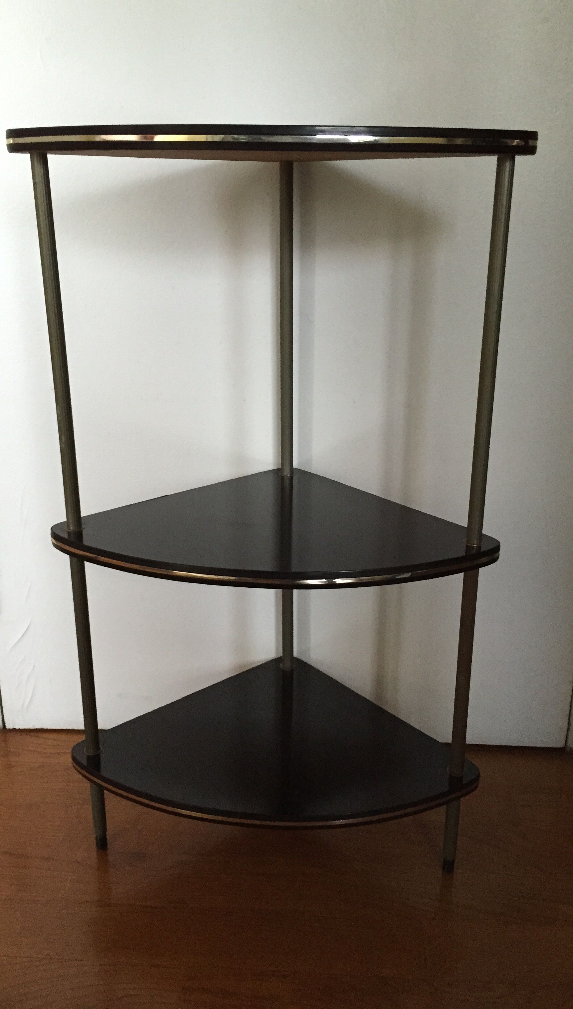 Formica corner shelf