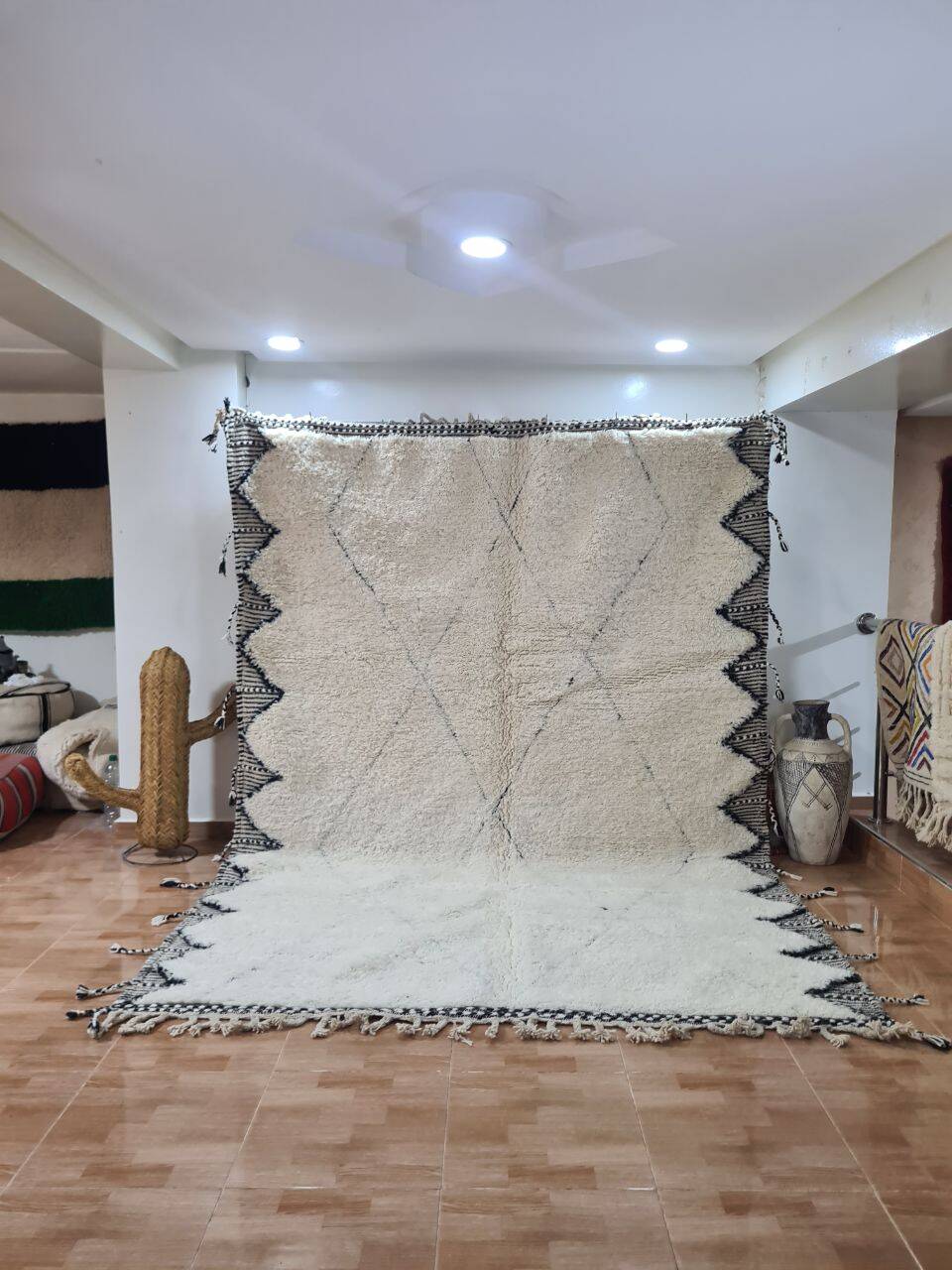 Handmade Beni Ouarain rug 300x200 cm