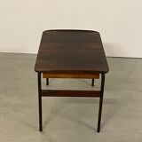 Table basse par Peter Hvidt en palissandre massif