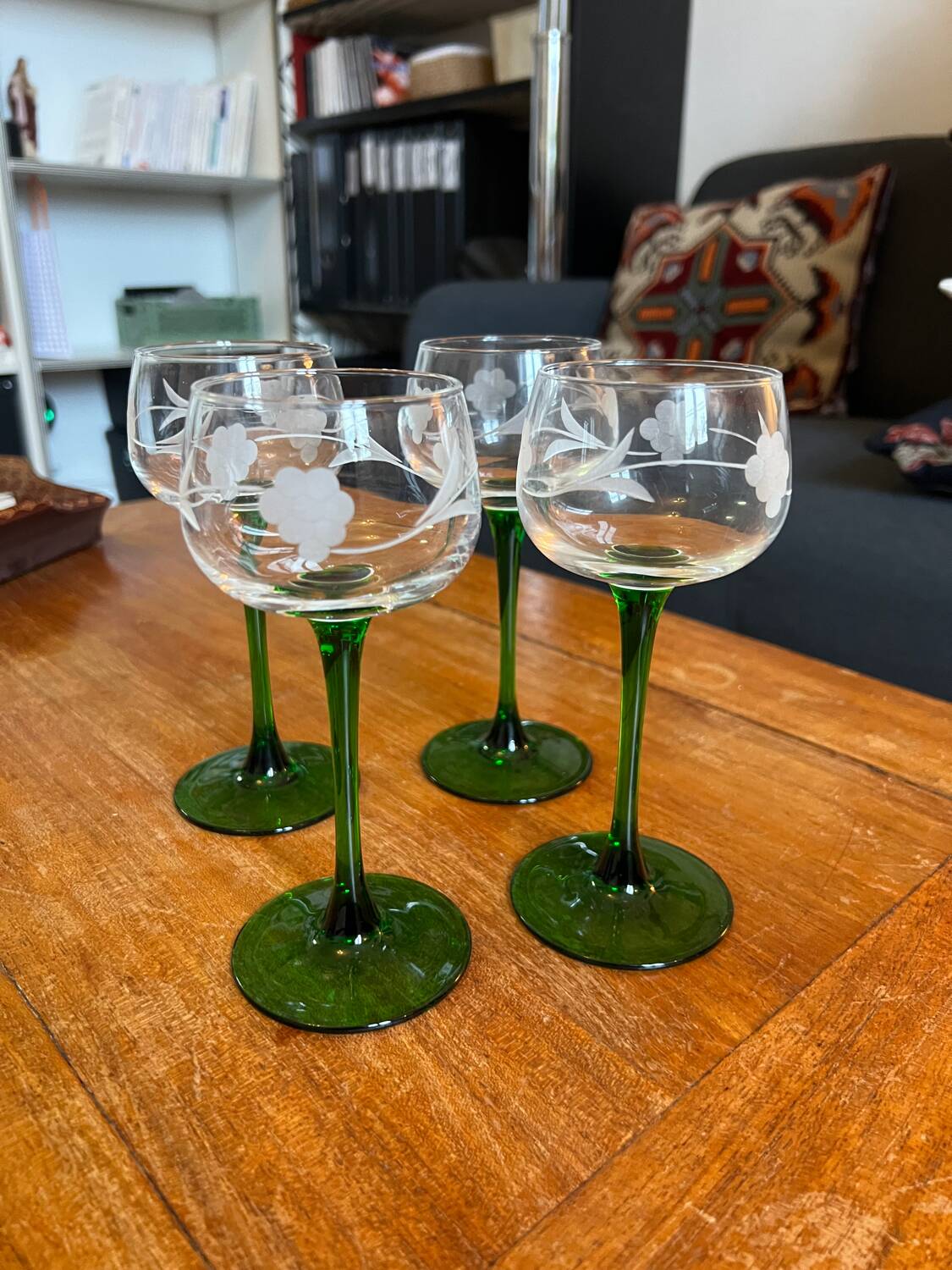 Stemmed glass (set of 4)