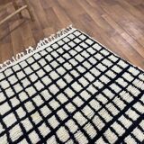 Moroccan rug made of natural wool, handmade, 3x2 m.