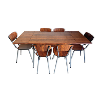 Table avec rallonges et 6 chaises vintage années 50 en formica