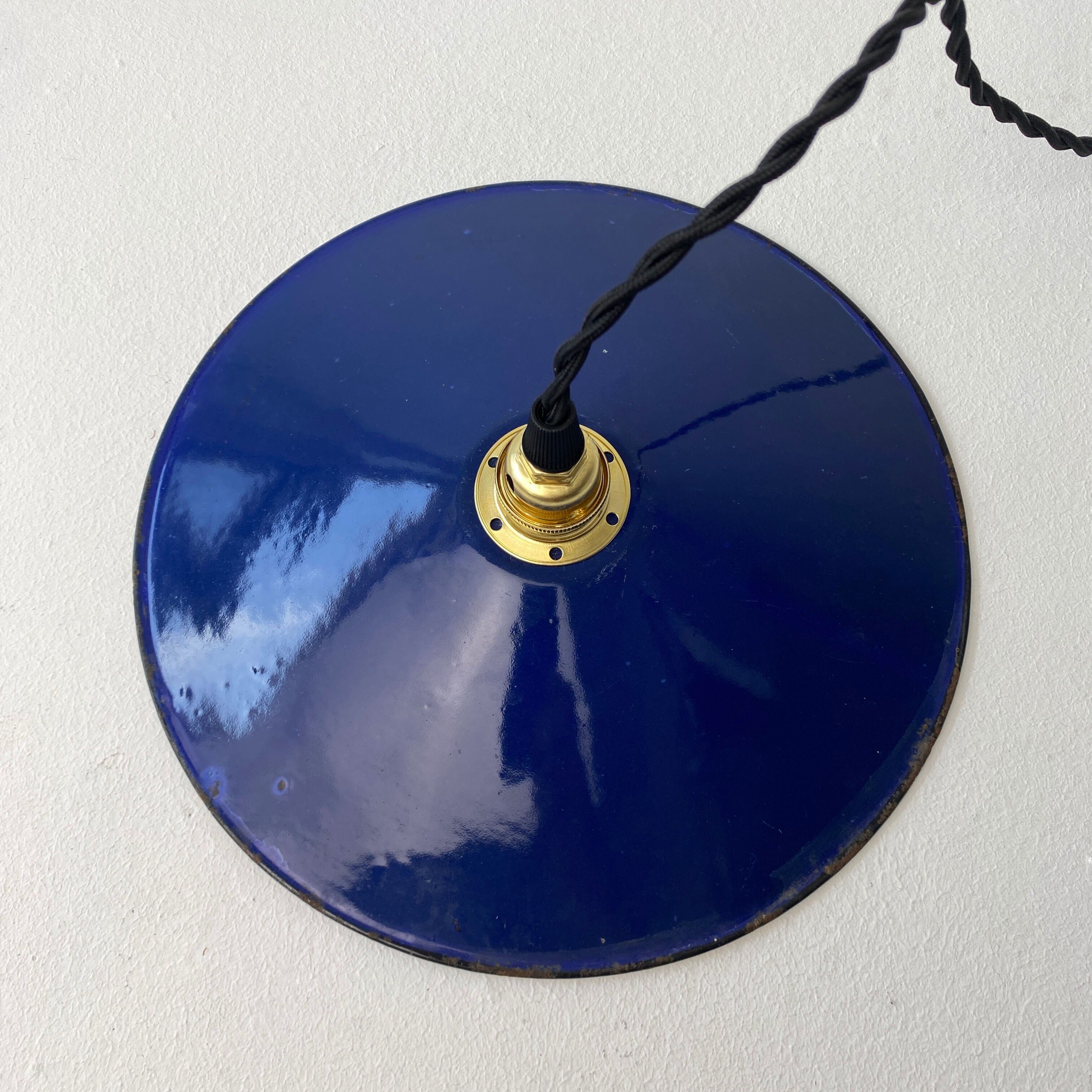Former blue enamel industrial suspension