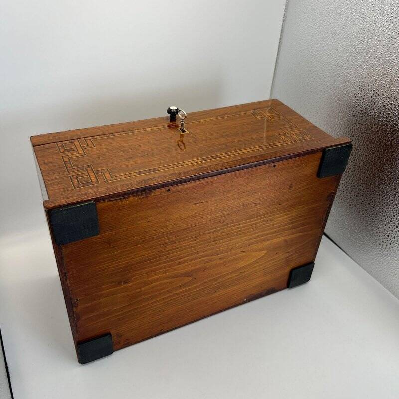 Biedermeier Box in Walnut on Oak, South Germany, 1850