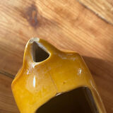 Pitcher Saint Clement Bee