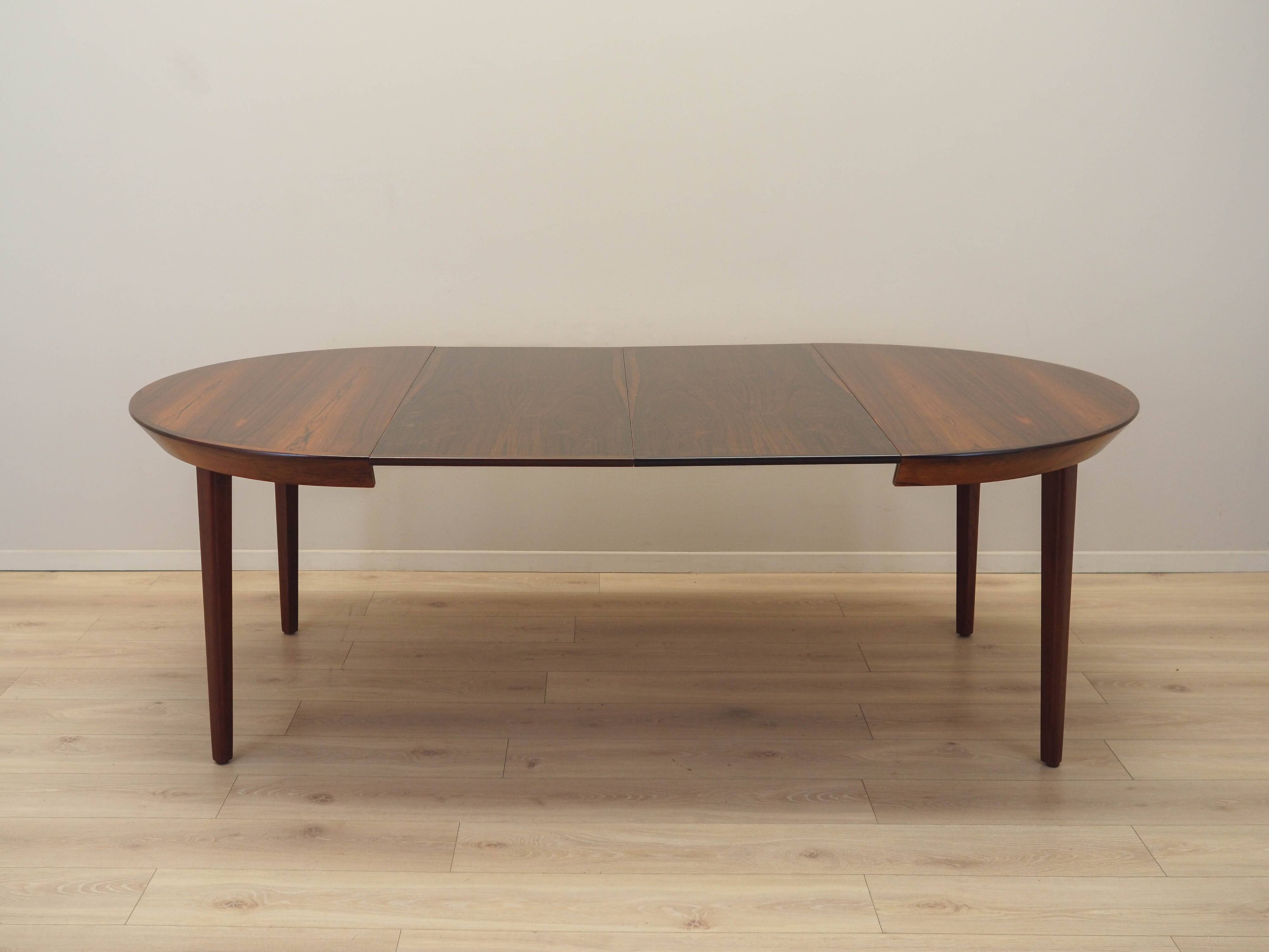 Round rosewood table, Danish design, 1960s, manufacturer: Gudme Møbelfabrik