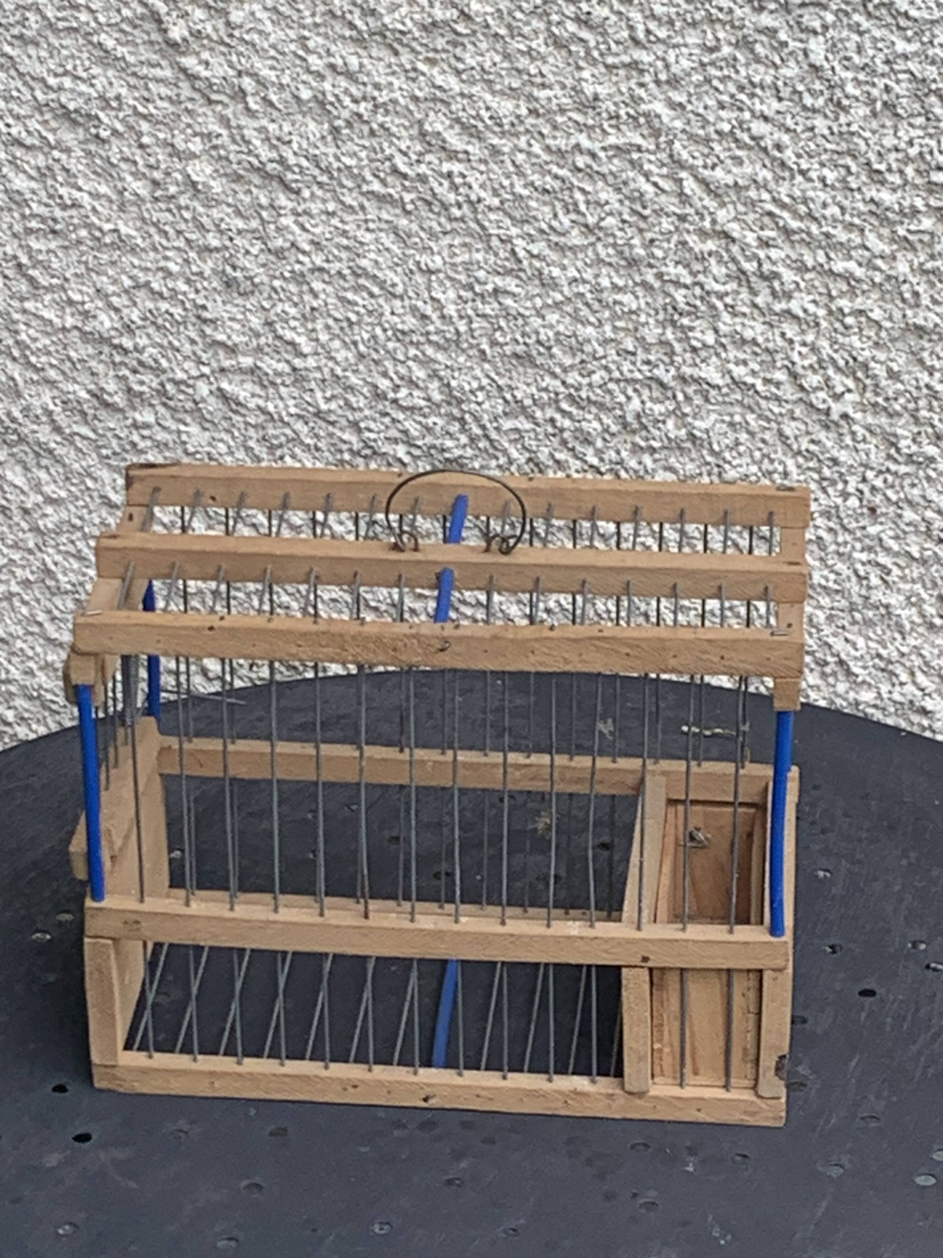 Cage à oiseau vintage en métal et bois