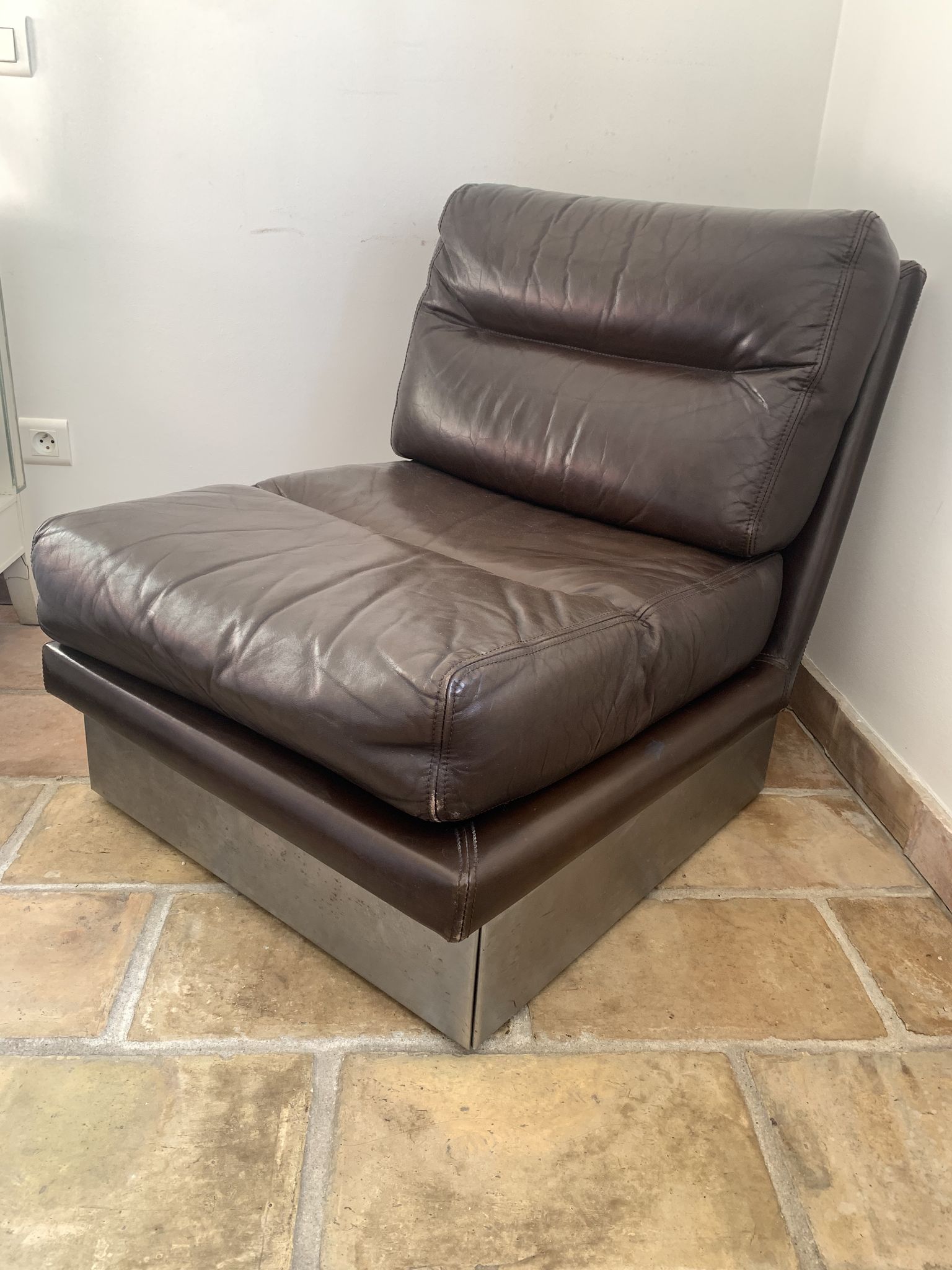 Duo of armchairs in leather 1960 rock and bobois