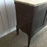 Commode transition in marquetry. 18th century.