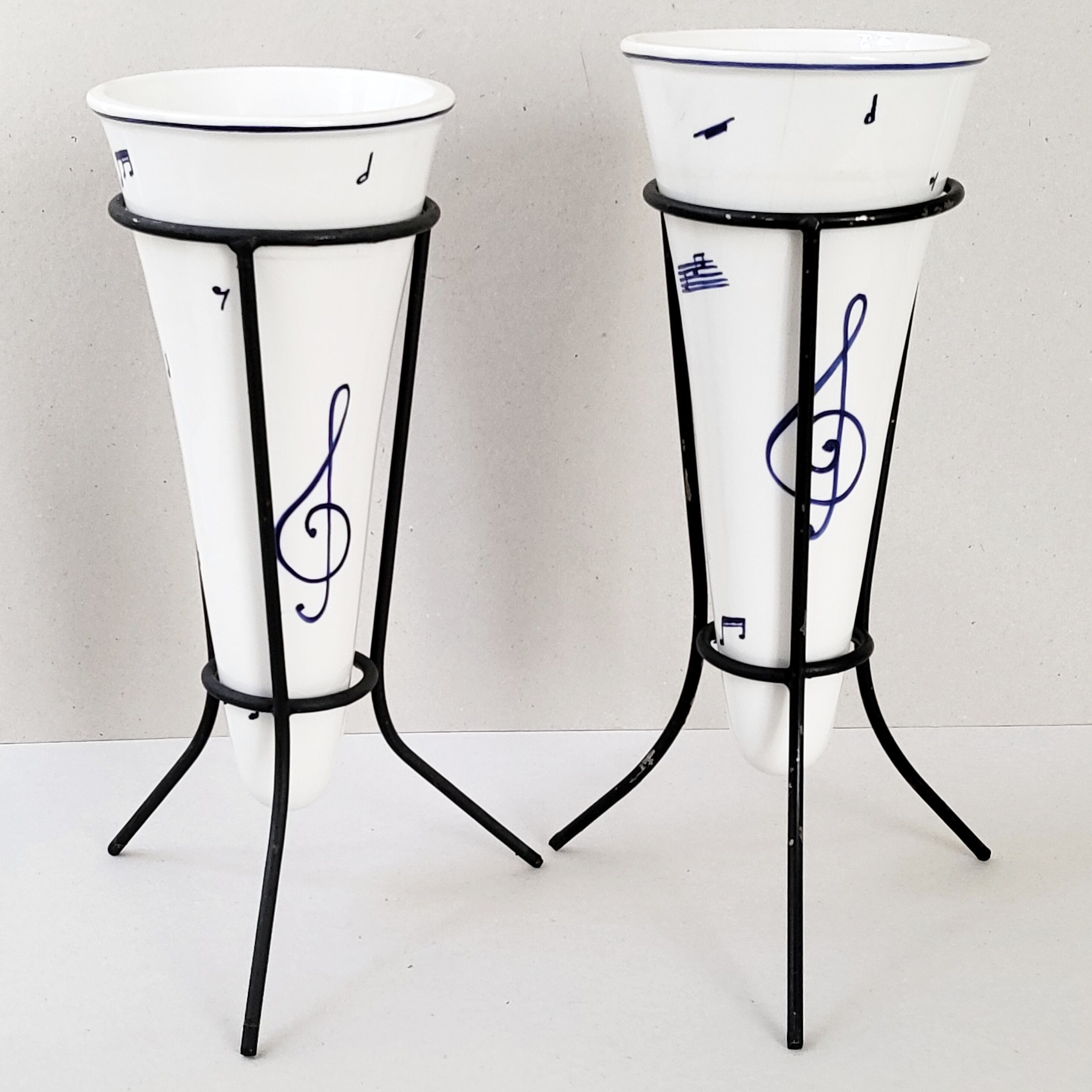 Pair of vintage vases 1950