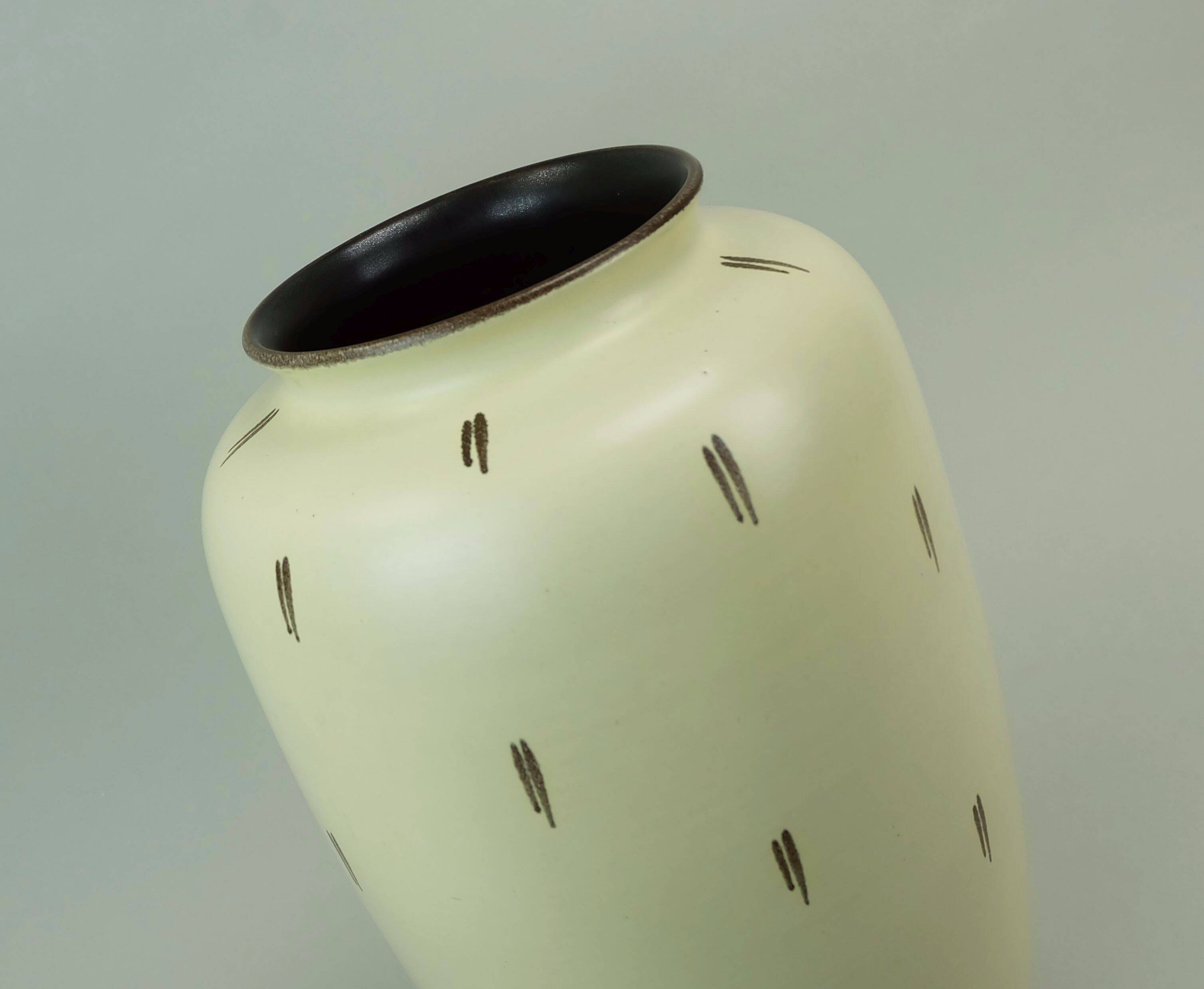 large mid century ceramic FLOOR VASE 1950s fritz van daalen, model 81/10A