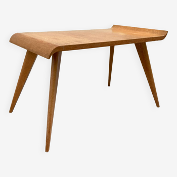 Oak side table by Manuel Barbero