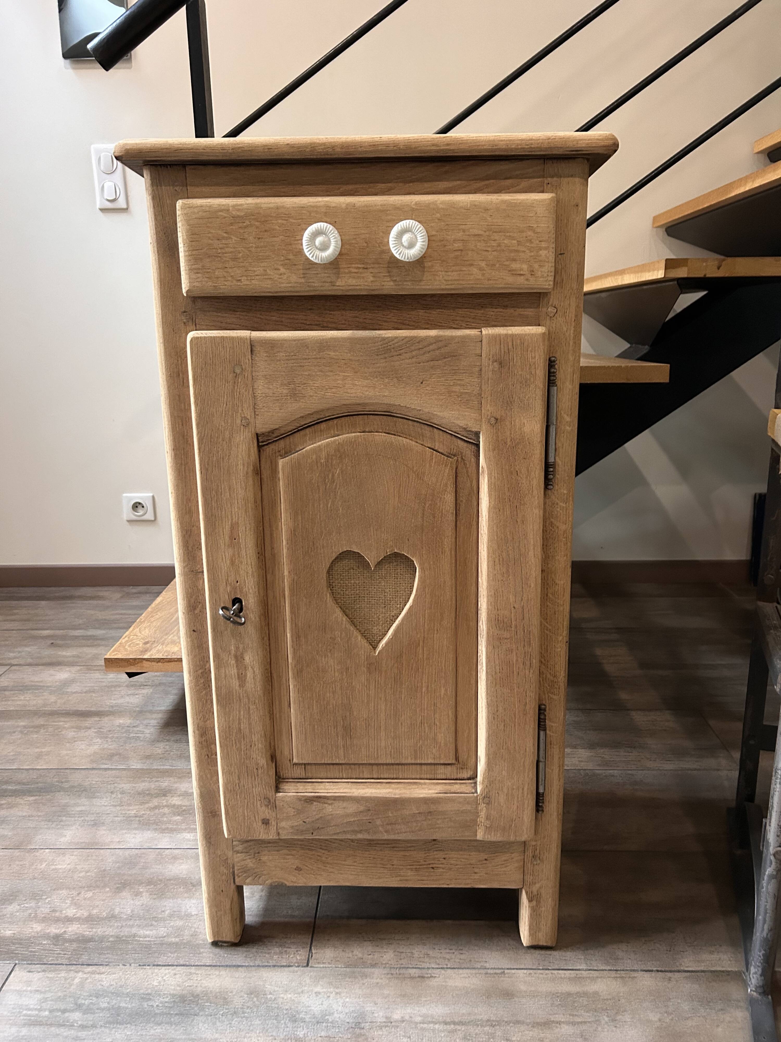 Solid oak chiffonier