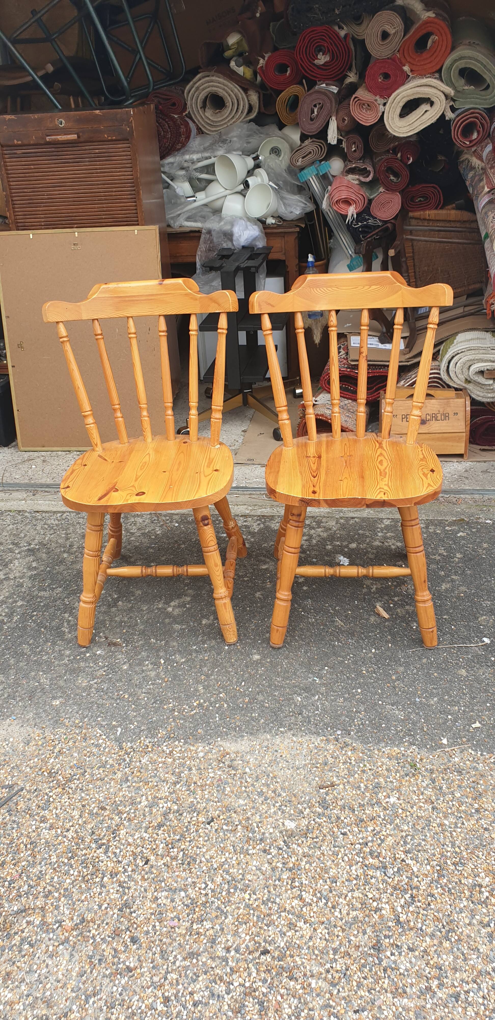 2 chaises western