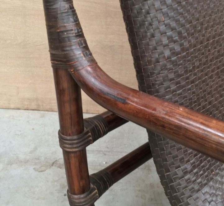 Fauteuil en bambou et en cuir