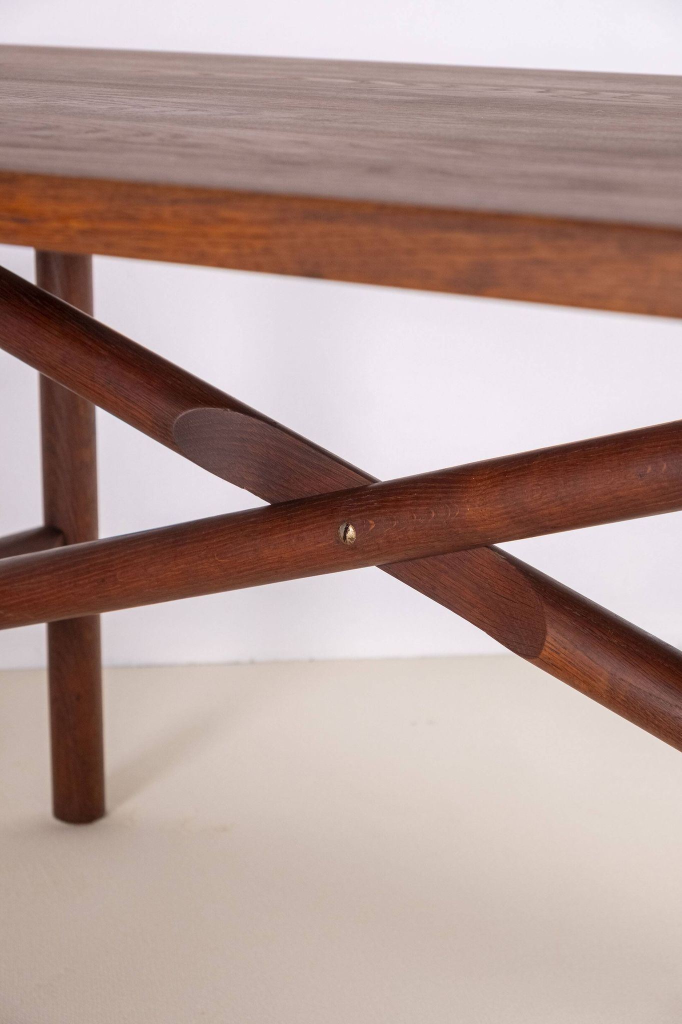 Table à manger en chêne par un ébéniste danois, années 1960, Danemark