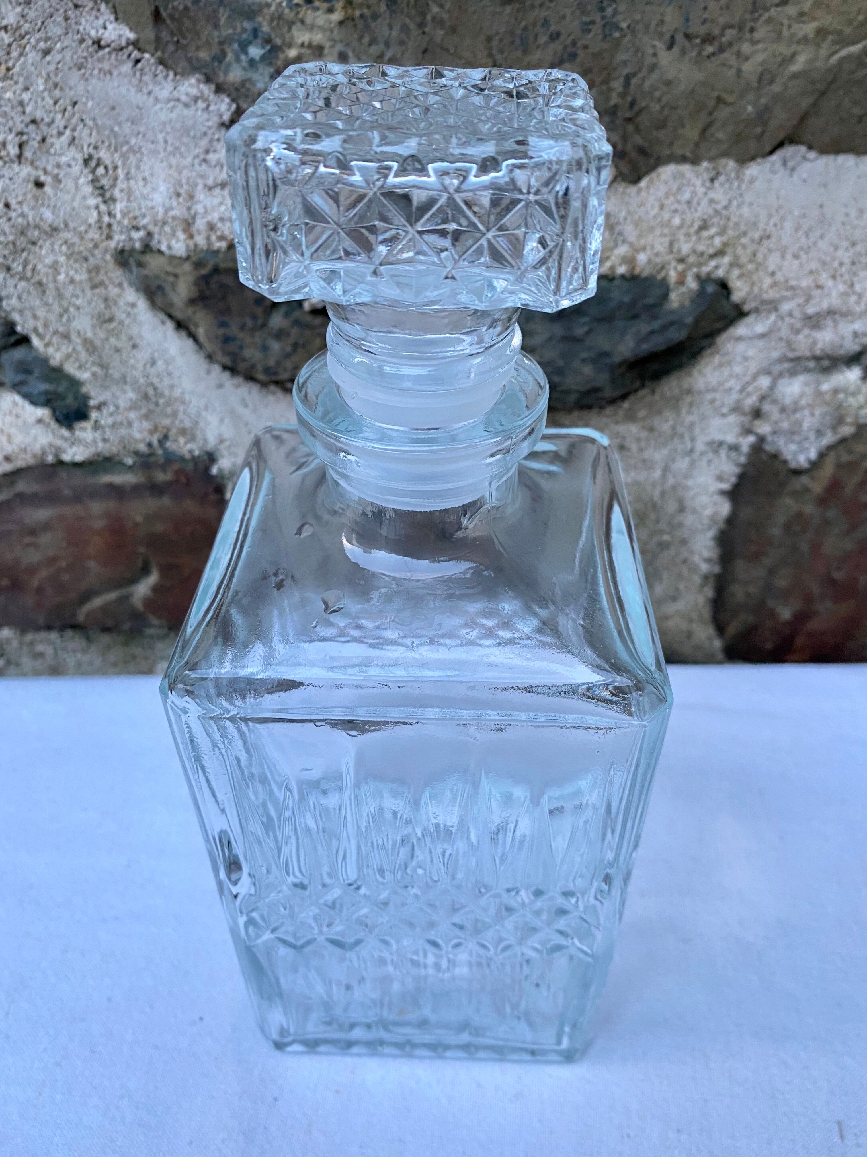 Whisky decanter