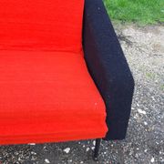 Canapé vintage tissus rouge et noir