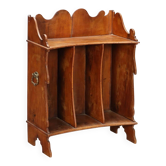 Petite bibliothèque portable ancienne en noyer sculpté, XIXe siècle