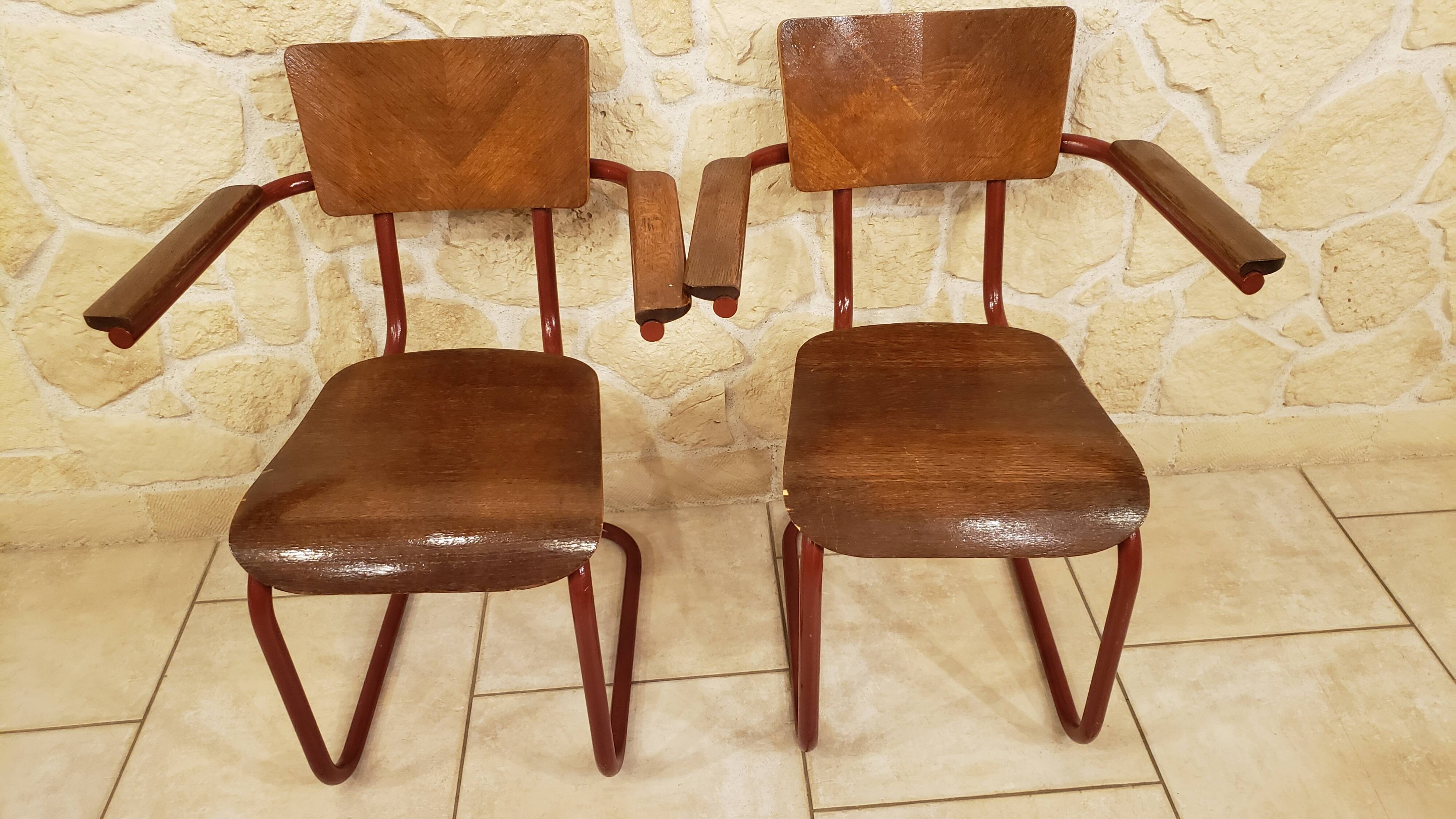 Pair of S-shaped tube school chairs