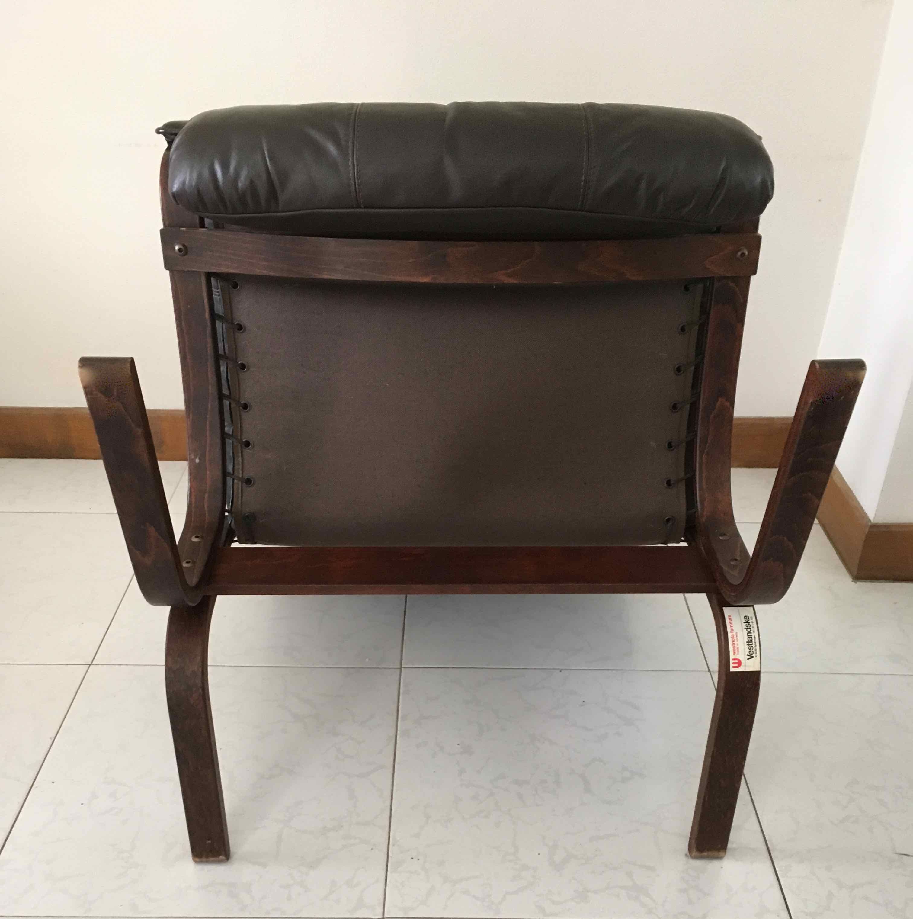 Two Siesta armchairs by Ingmar Relling for Westnofa Norway 1960