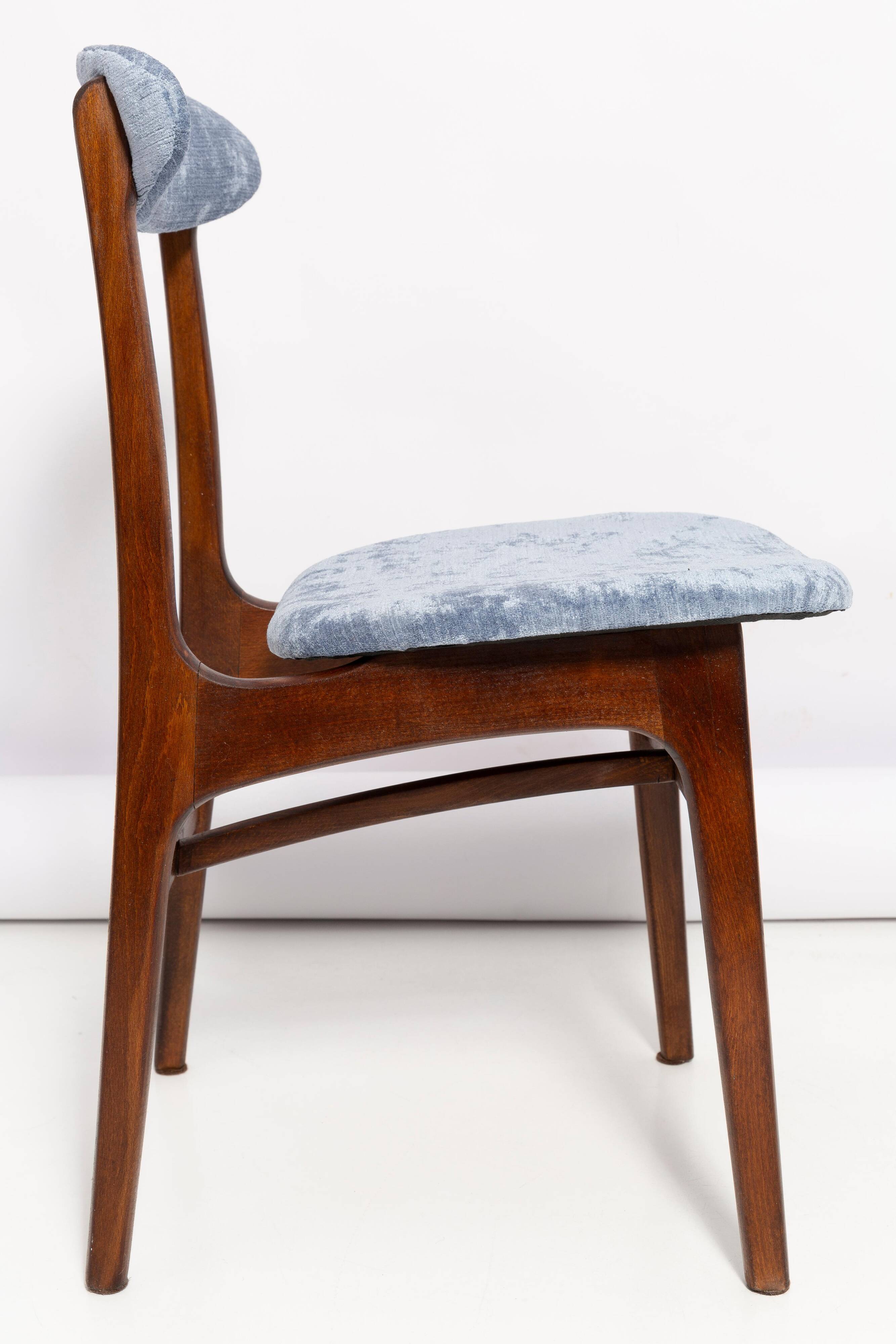 Pair of vintage lavender velvet chairs from the mid-century, designed by Rajmund Hałas, Poland, 1960.