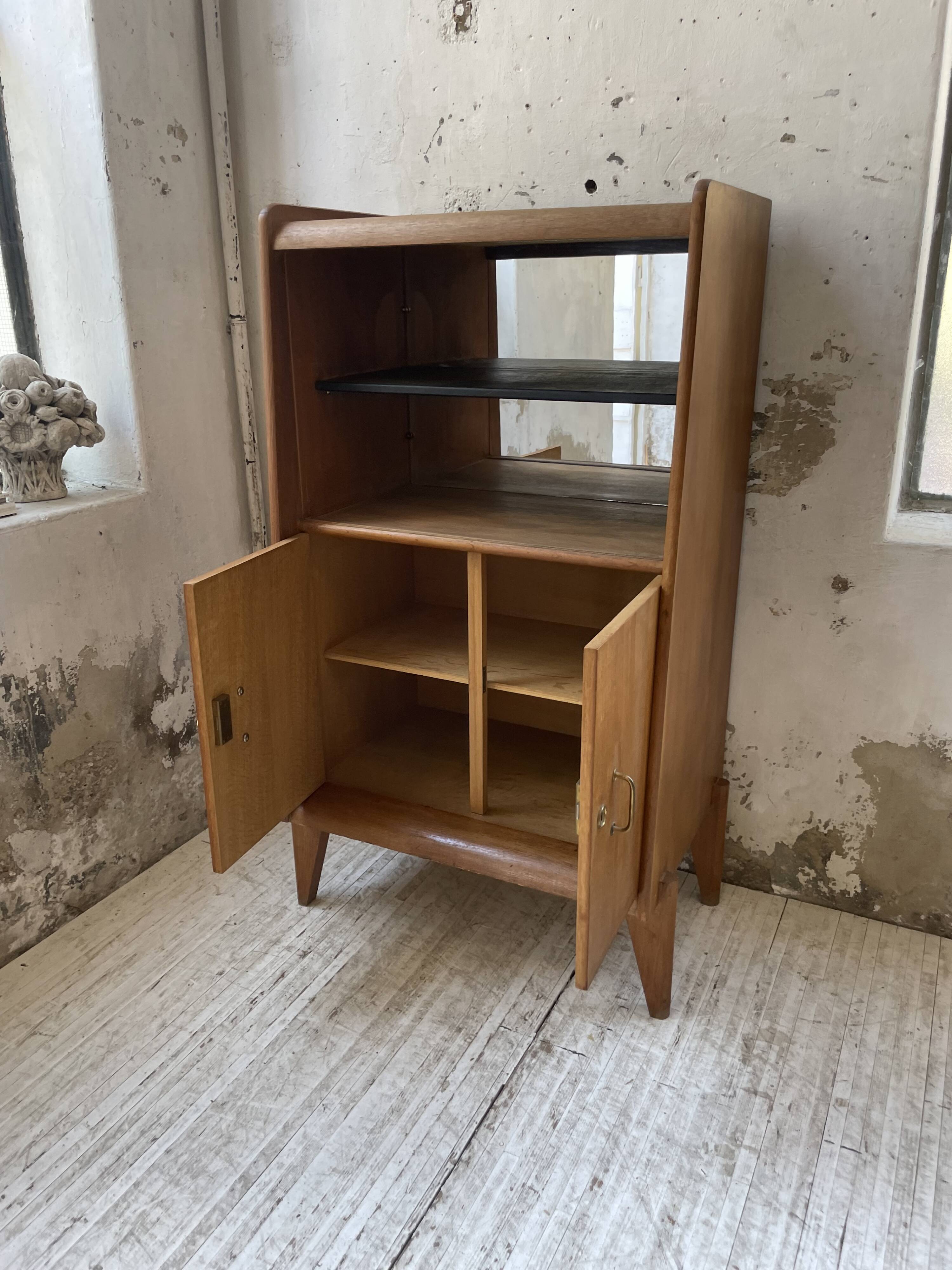 Meuble de rangement secrétaire chêne années 60