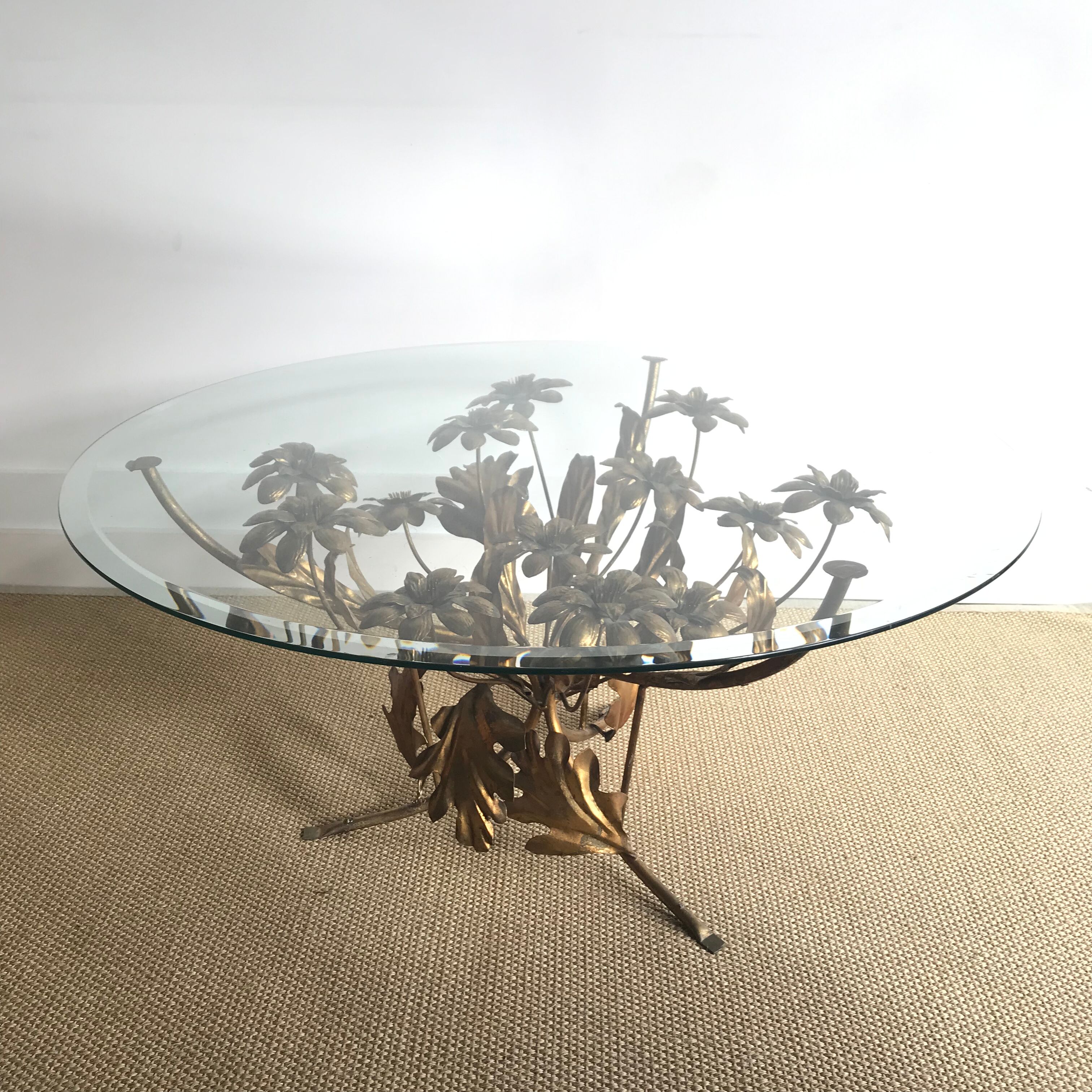 Table basse florentine Hans Kögl metal doré