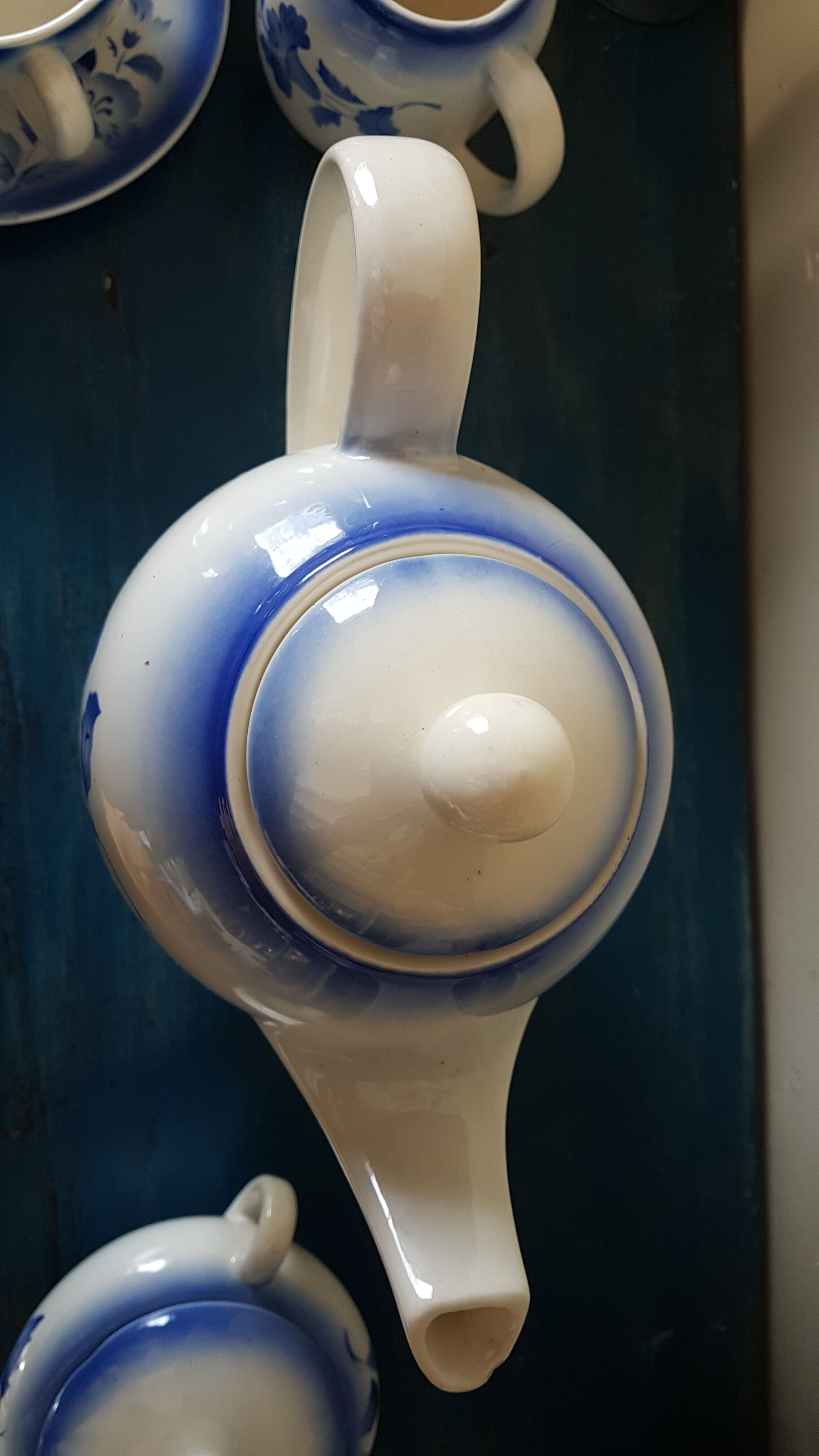 Flower decorated earthenware coffee service