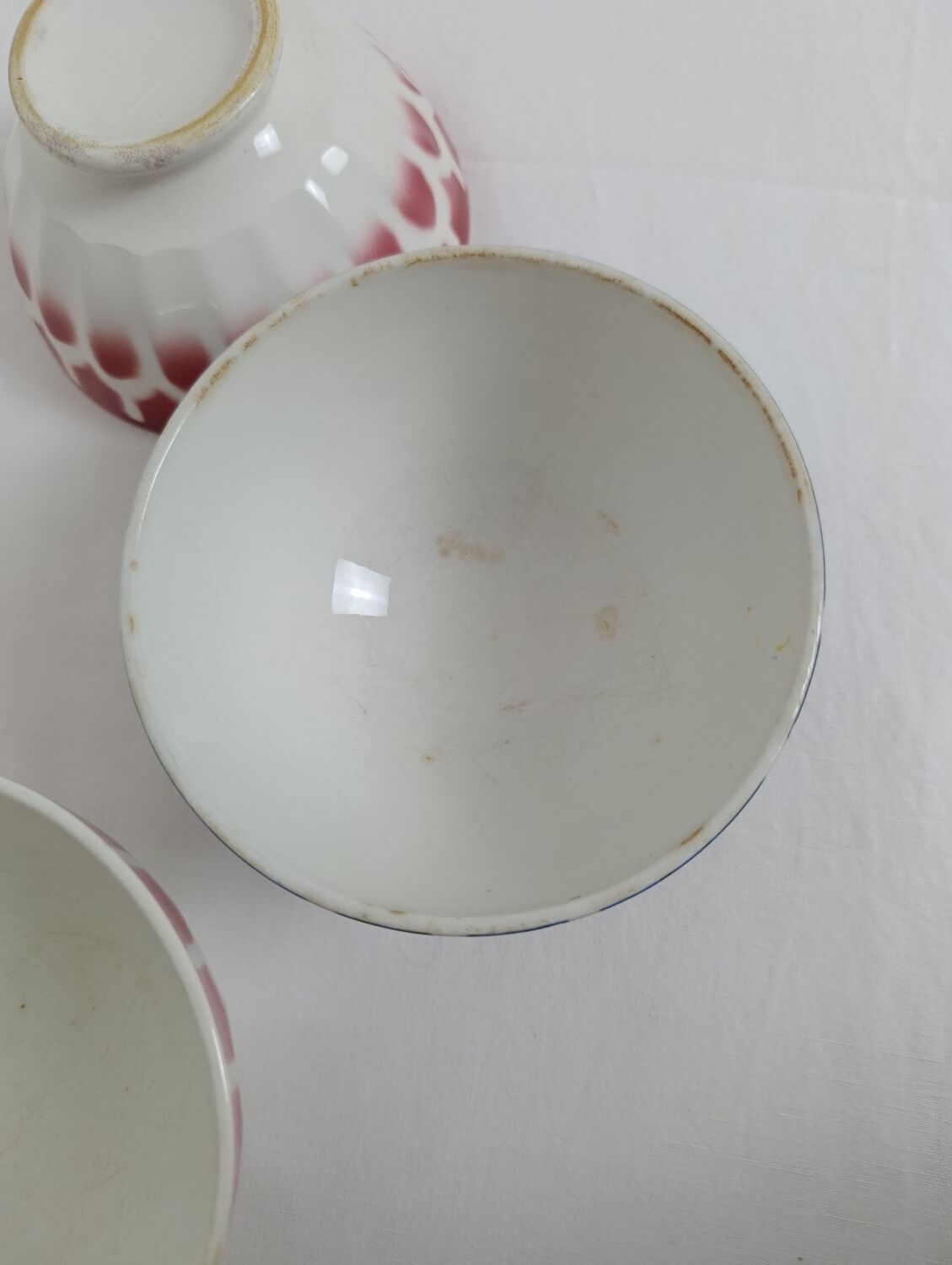 Facet bowl in the style of Moulin des Loups / St Amand