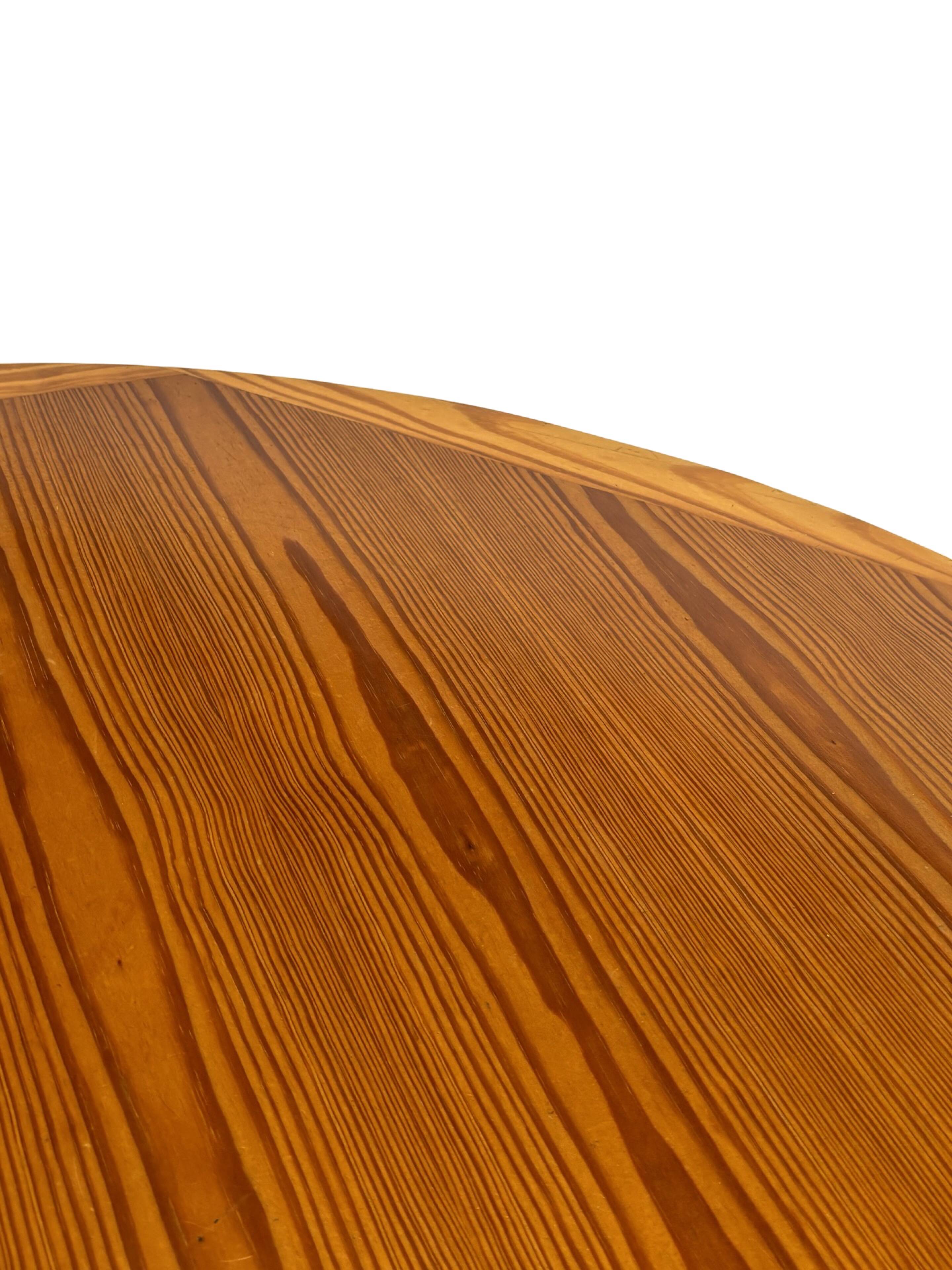 Vintage Design Pine Dining Table, Oval Table from the 1970s