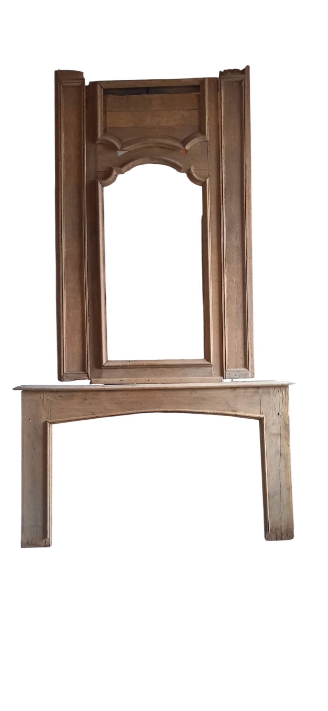 Cheminée et trumeau de château XVIIIe en chêne