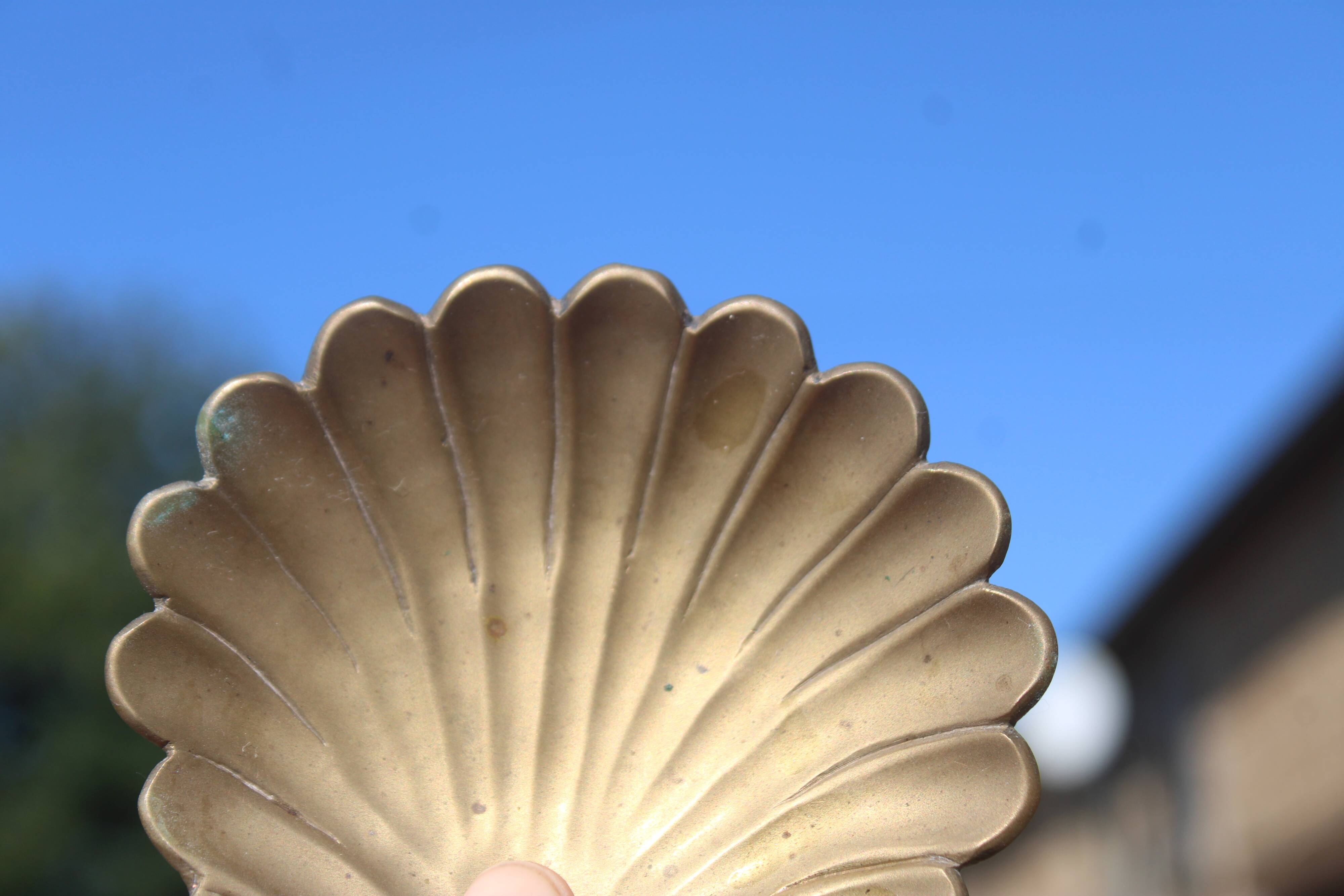 Vintage brass shell tray