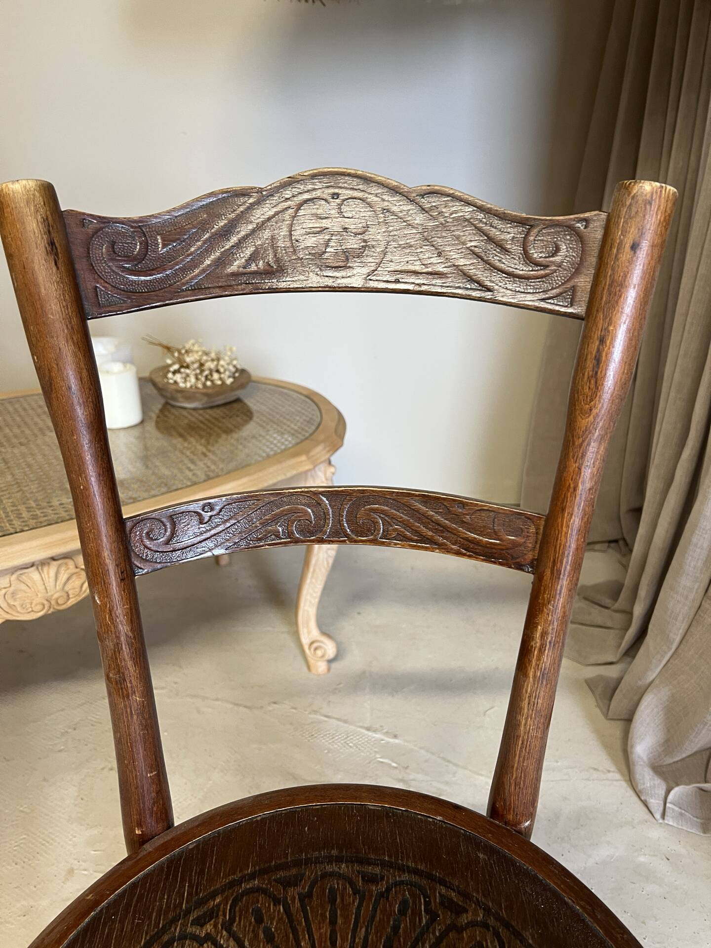 Set of 4 J&J Kohn and Thonet chairs