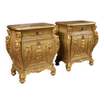 Paire de tables de chevet italiennes laquées et dorées du XXe siècle