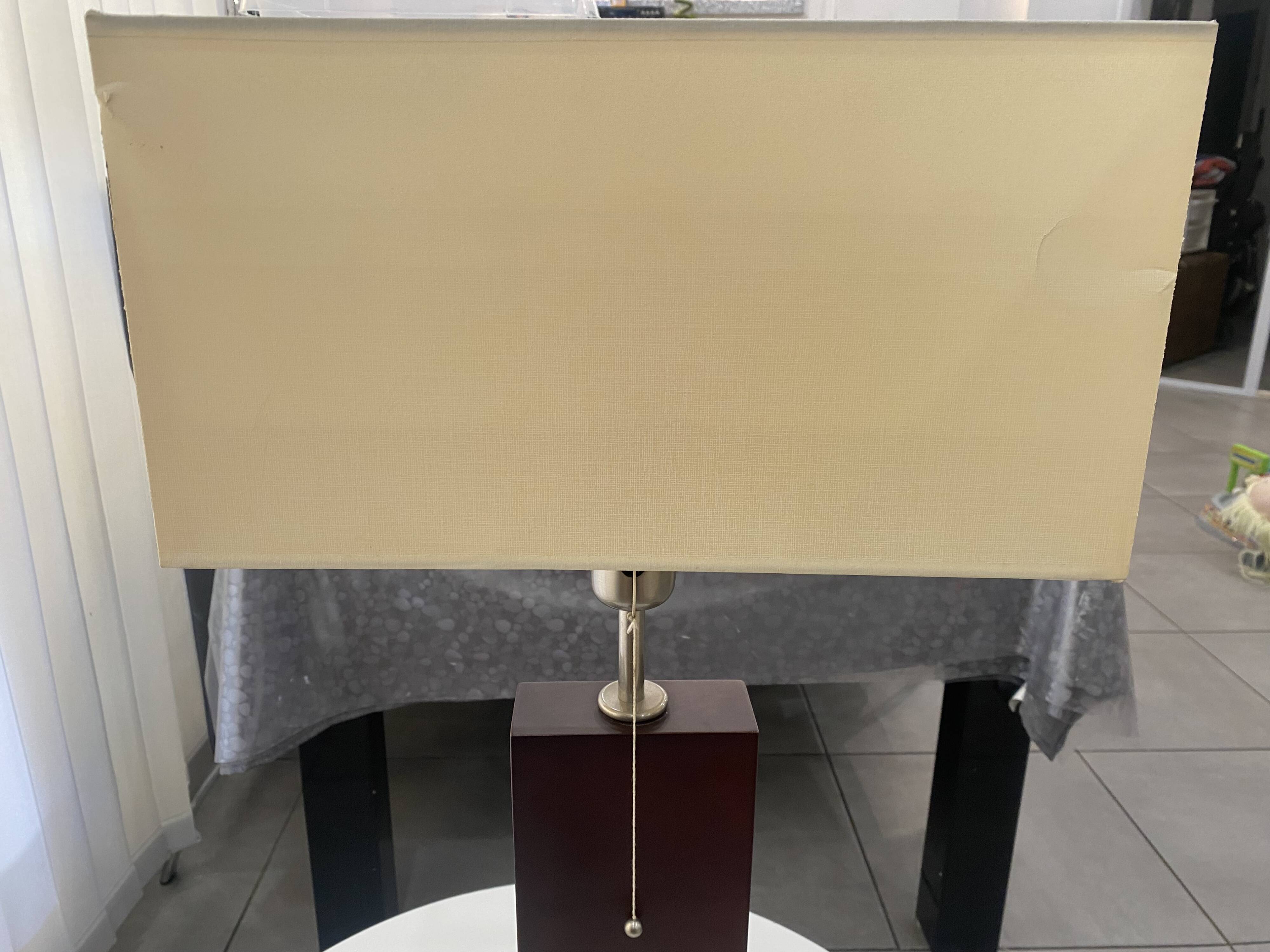 Lampe  signée le dauphin