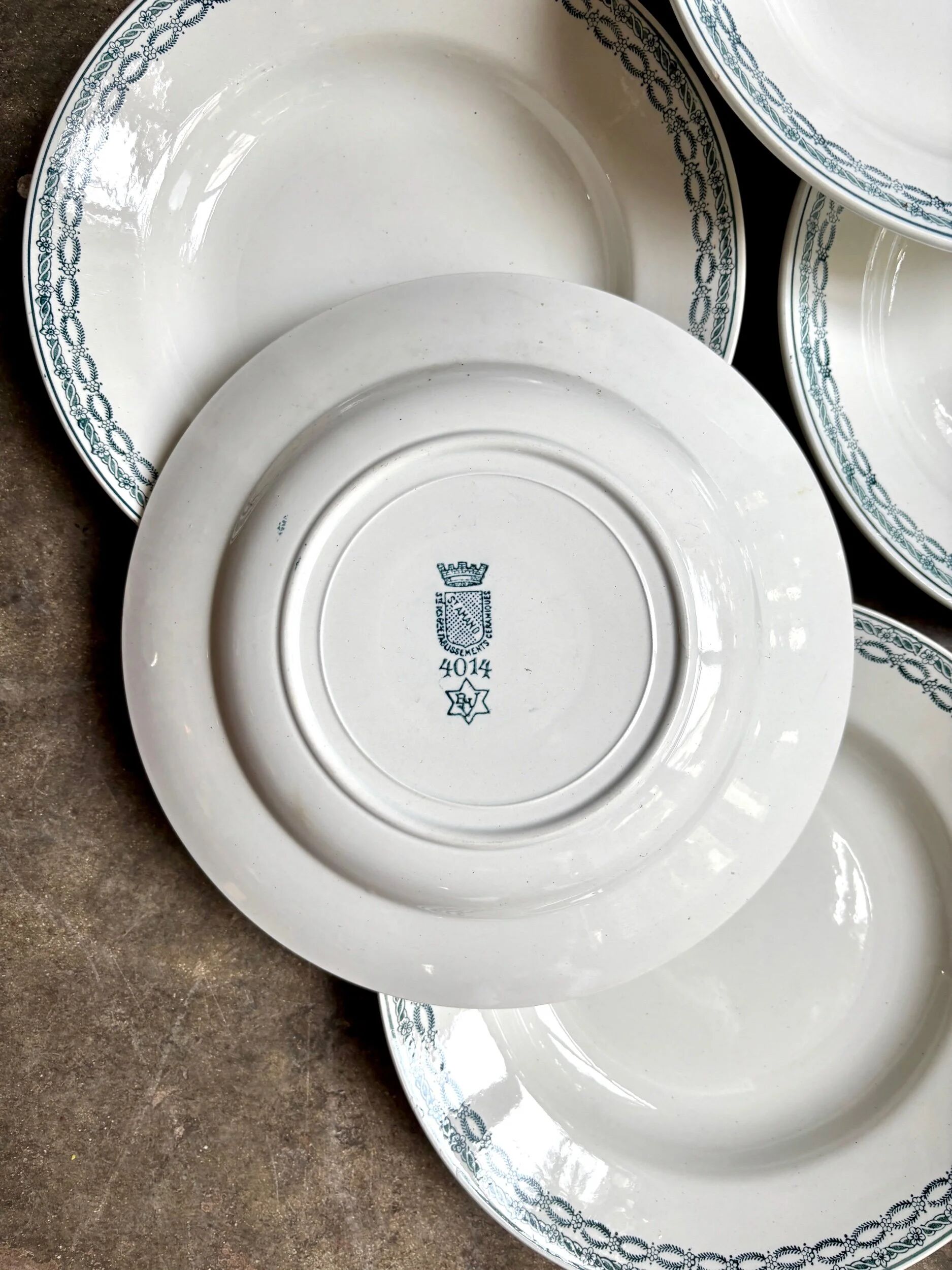 6 deep plates St Amand in blue ironstone
