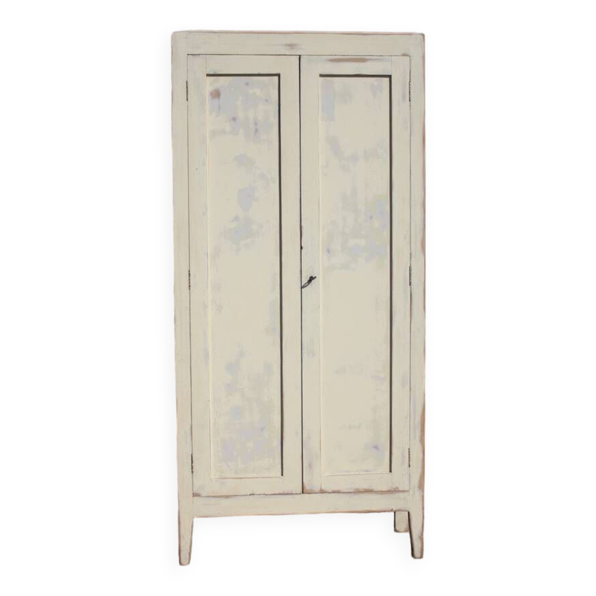 Small Parisian wardrobe