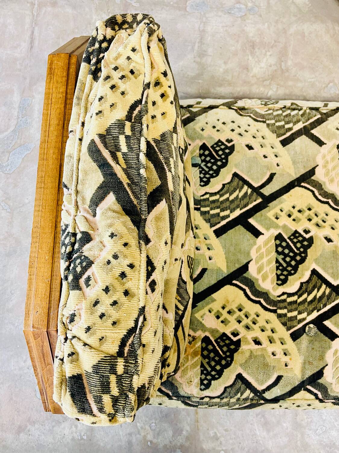 Art Deco style chaise longue