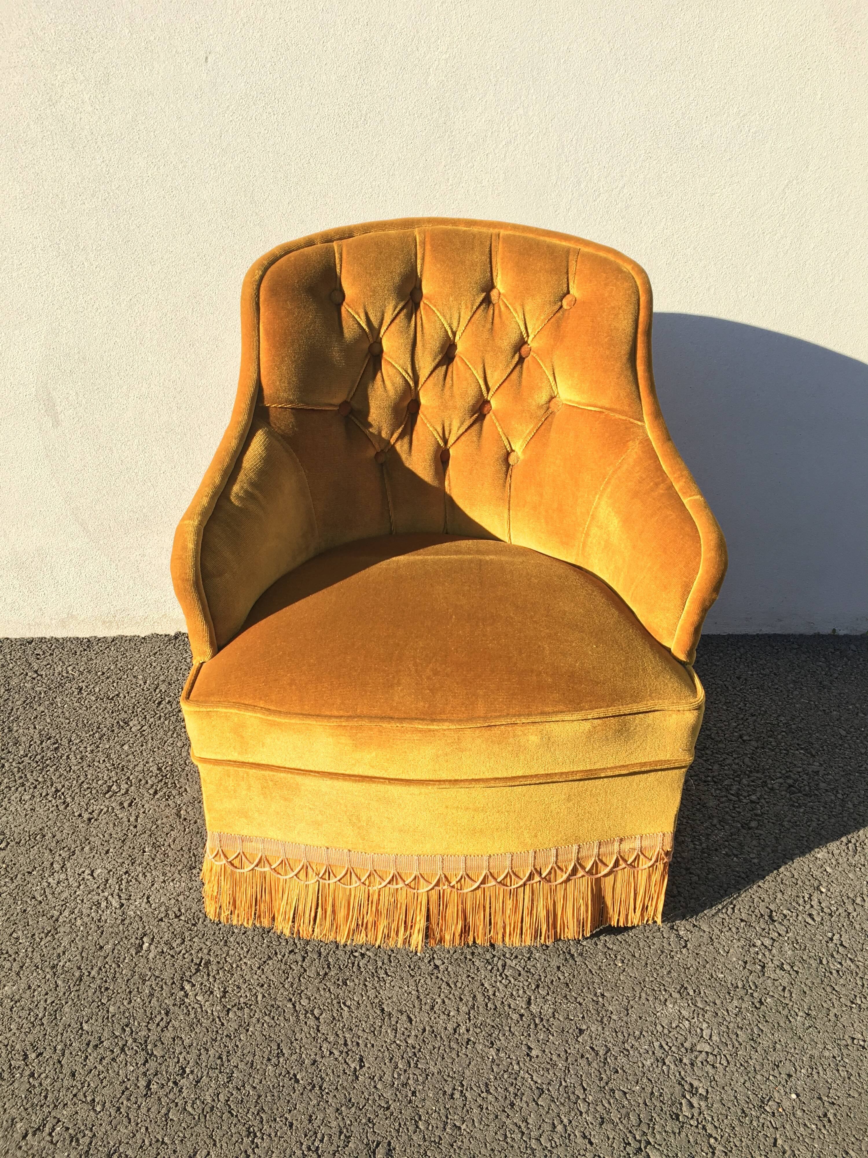 Vintage toad chair velvet gold