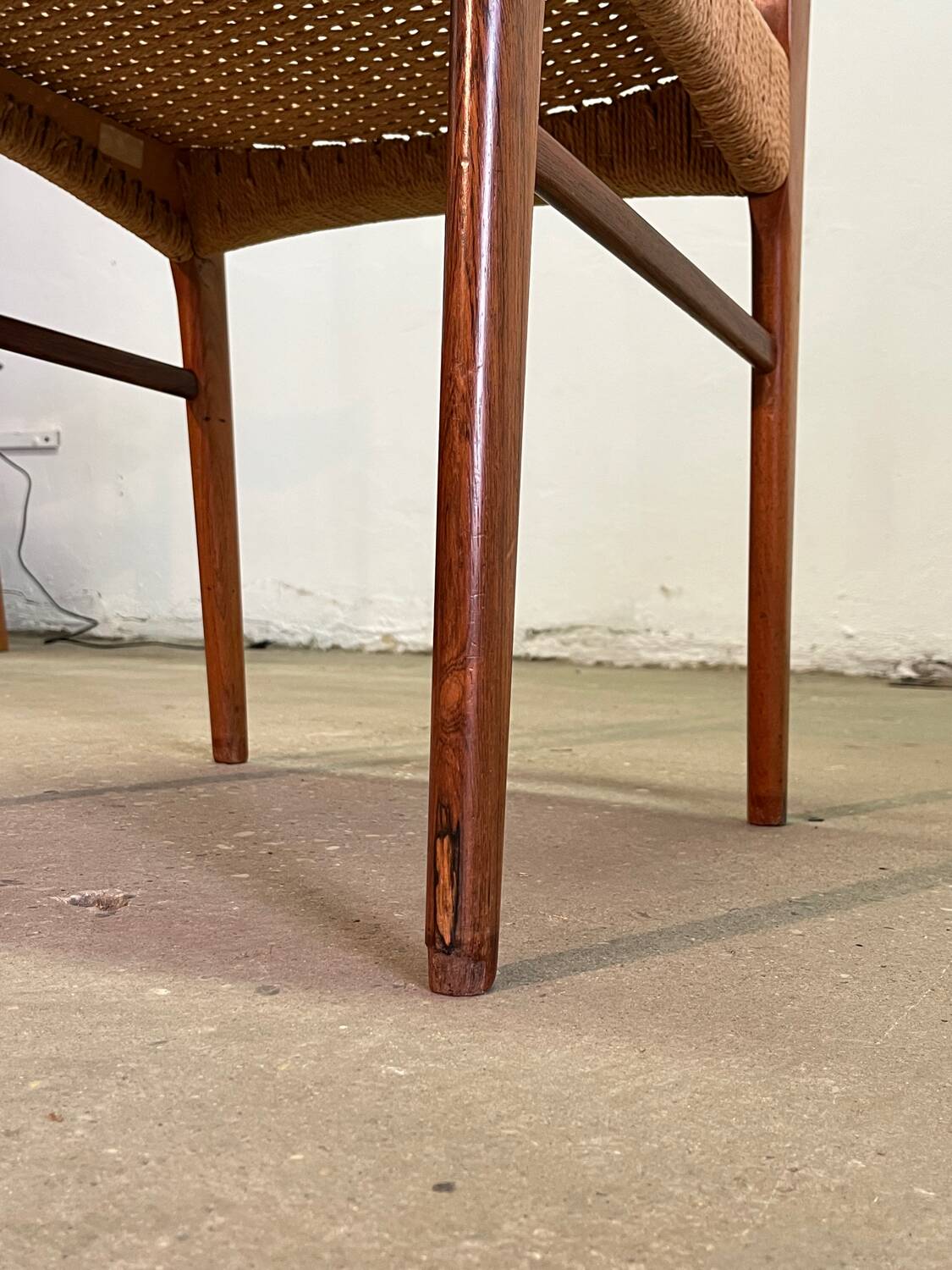 6 Scandinavian chairs in rope