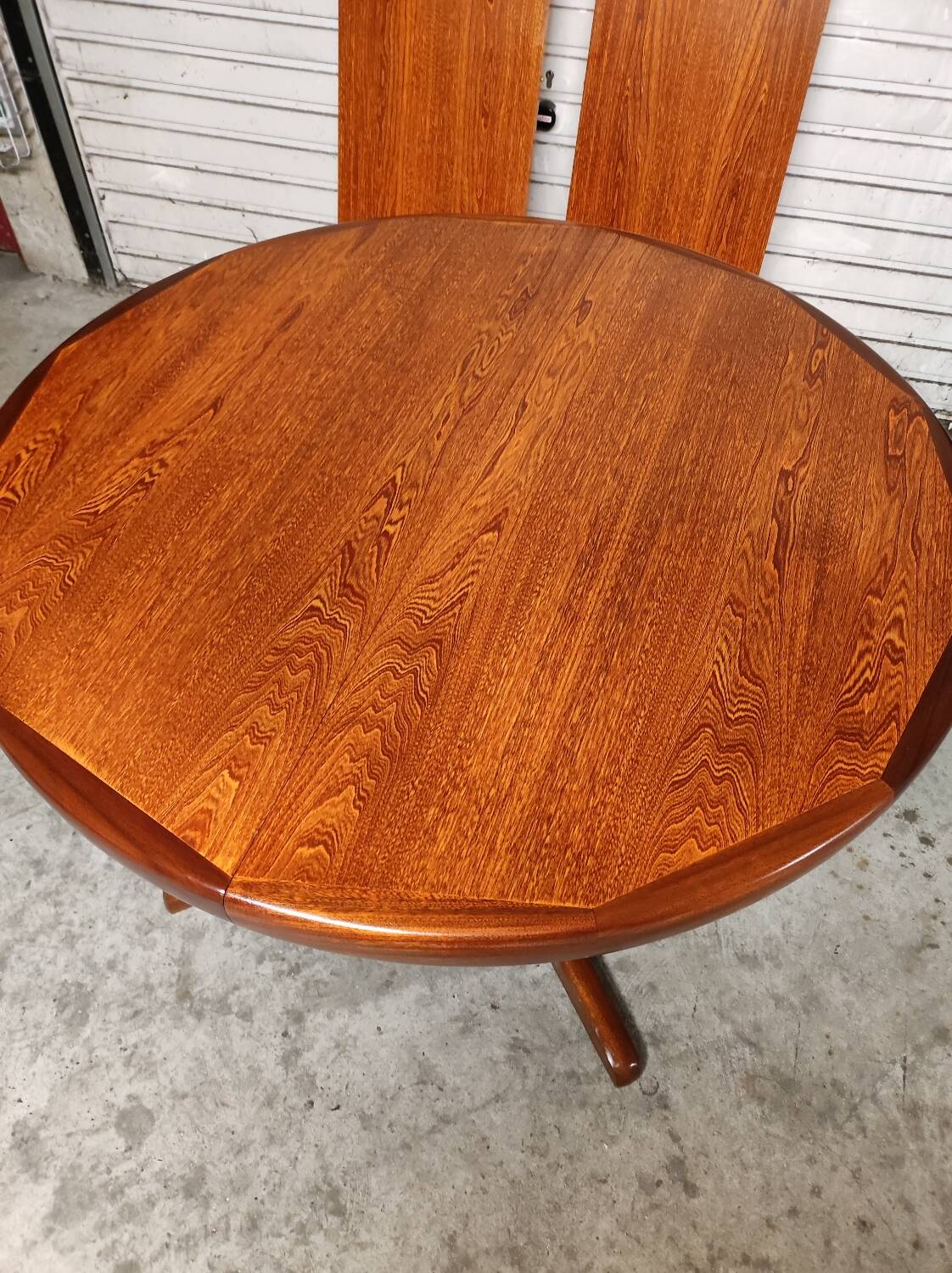 Table vintage Bauman