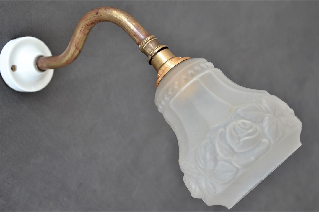 Art nouveau gooseneck wall lamp