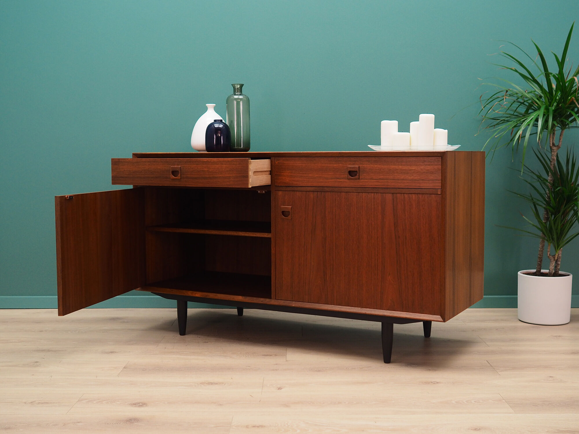 Brouer Mobelfabrik sideboard