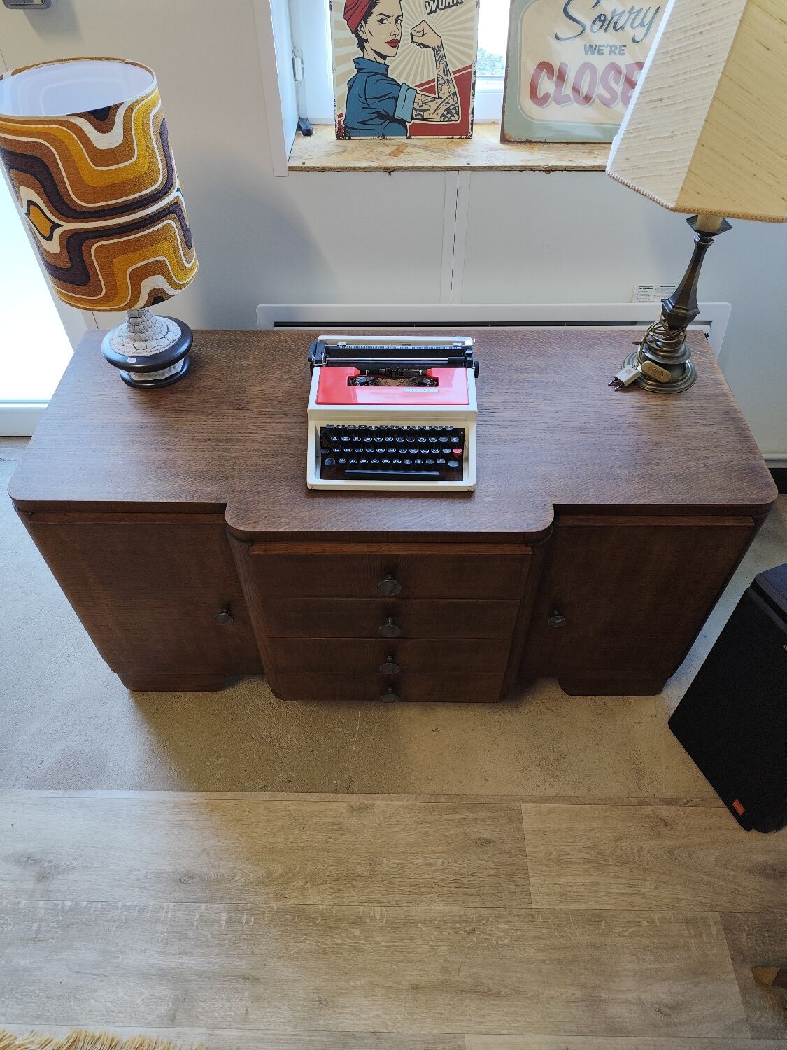Vintage 1950s chest of drawers