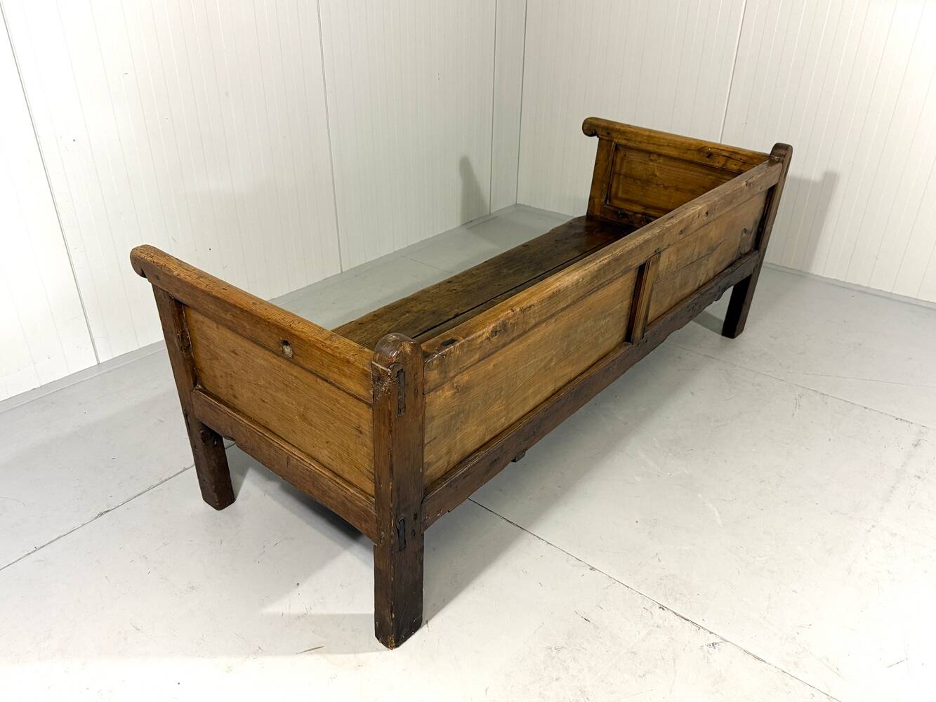 Rustic Spanish sofa bed from the 1880s.