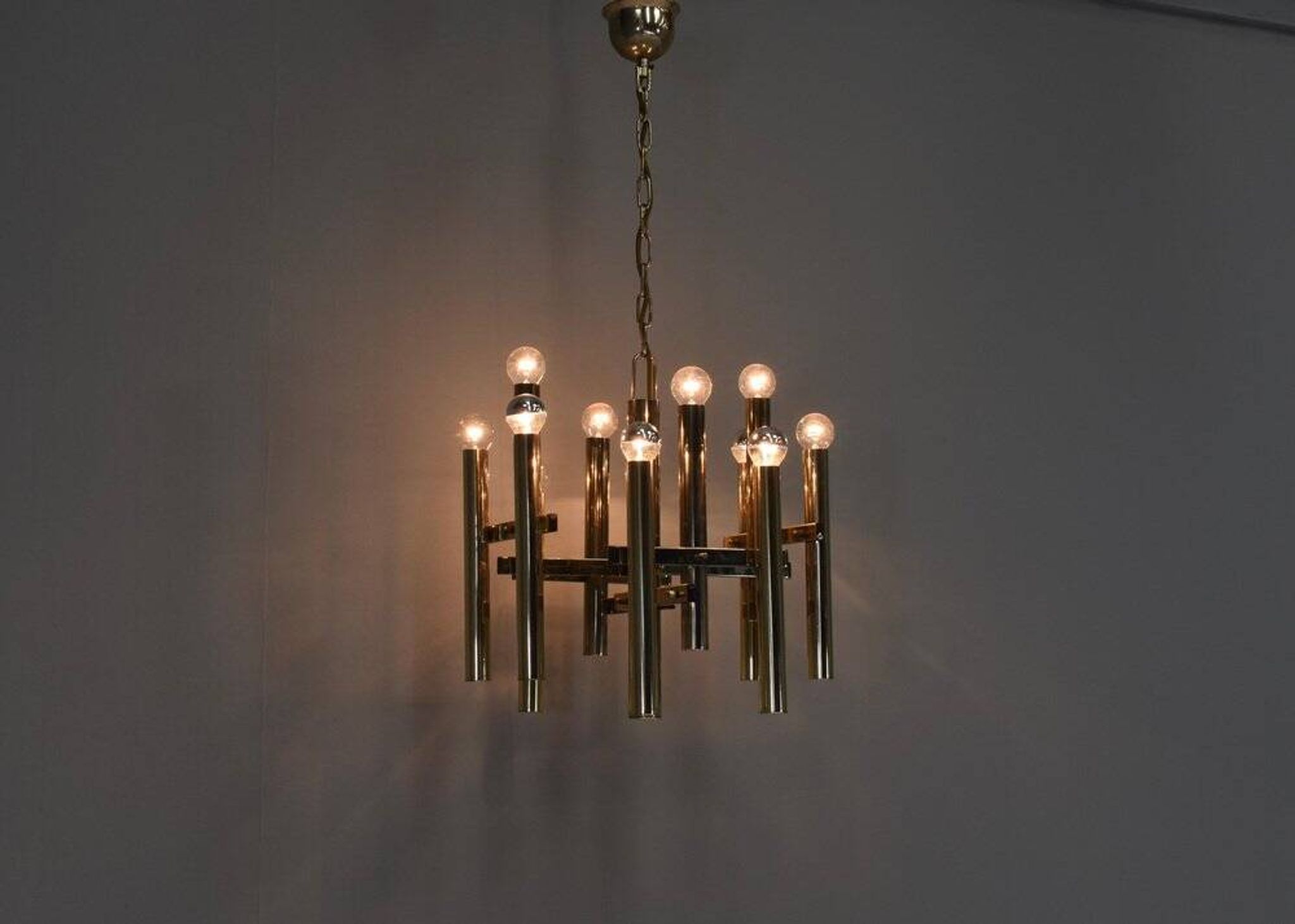Italian brass chandelier 12 spot pendant lamp by Gaetano Sciolari, 1970s